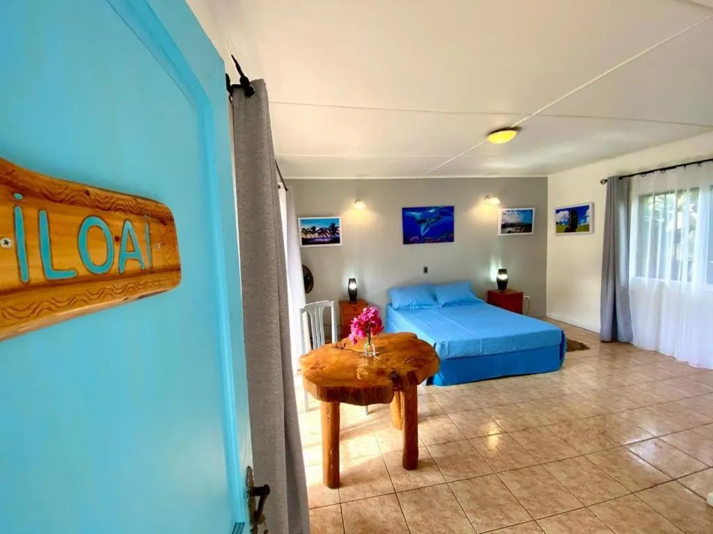 Property logo or sign, Bed in Kahina Lodge