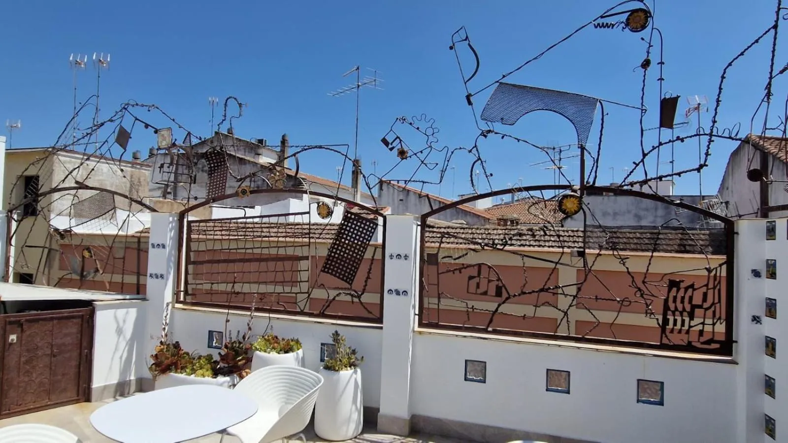 Balcony/Terrace in Hotel Oleum - Parking Gratuito bajo disponibilidad y reserva previa