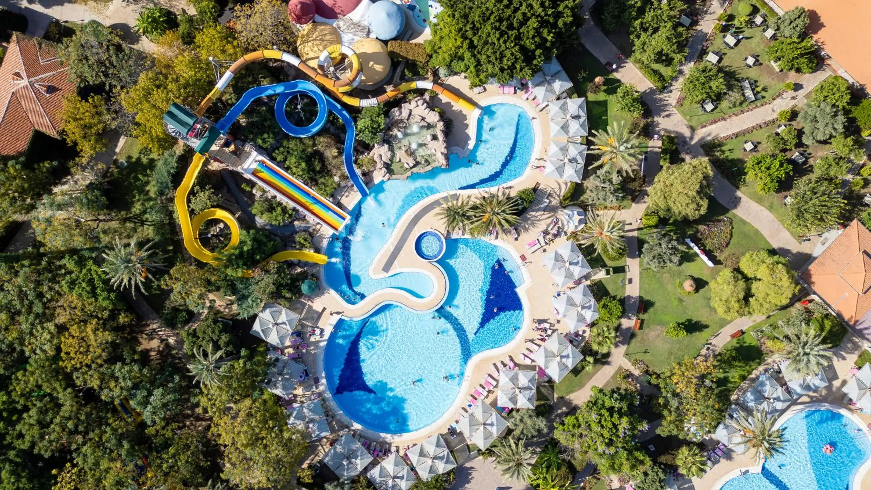 Pool view in Belconti Resort Hotel Pool view in Belconti Resort Hotel
