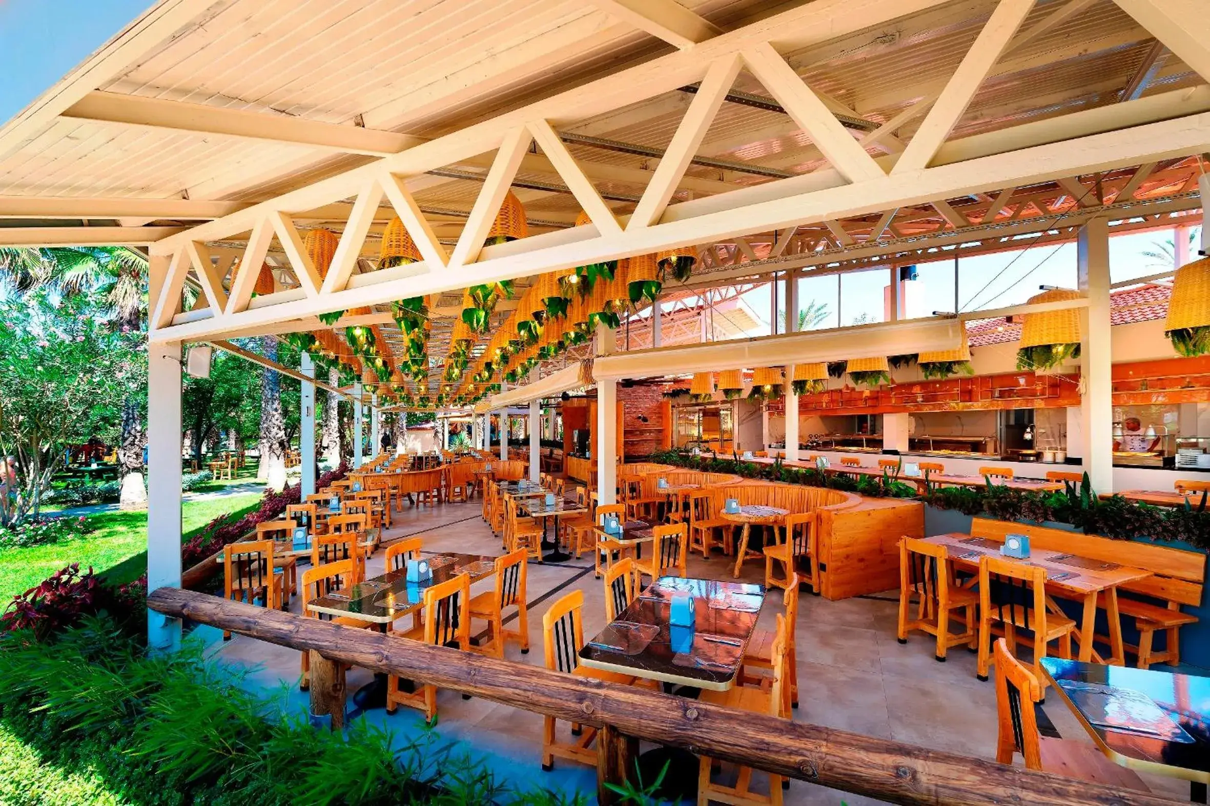 Restaurant/places to eat in Belconti Resort Hotel Restaurant/places to eat in Belconti Resort Hotel