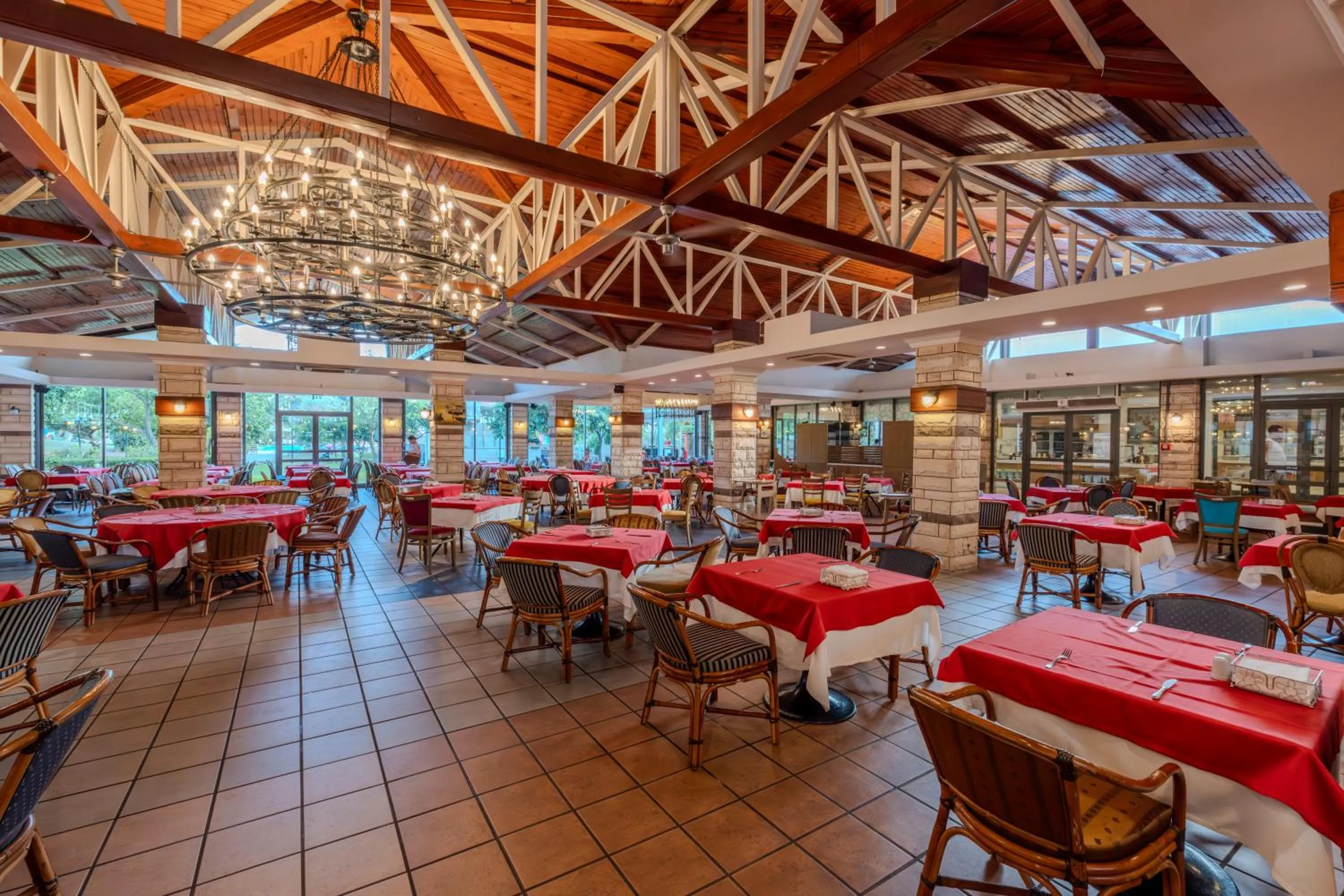 Restaurant/places to eat in Belconti Resort Hotel