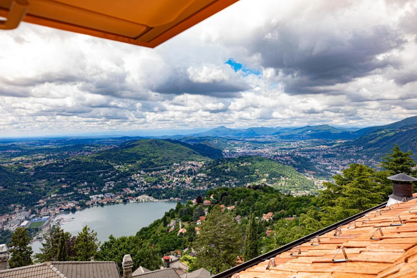 Lake view in Hotel Vista Lago Como