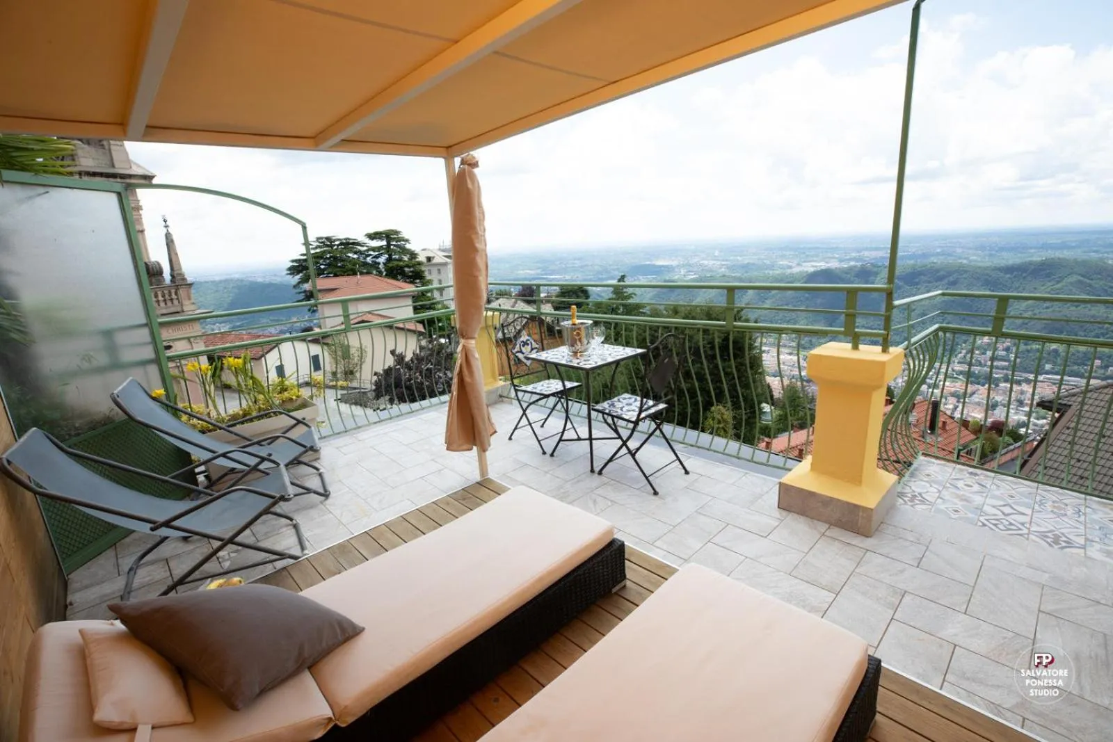 Balcony/Terrace in Hotel Vista Lago Como