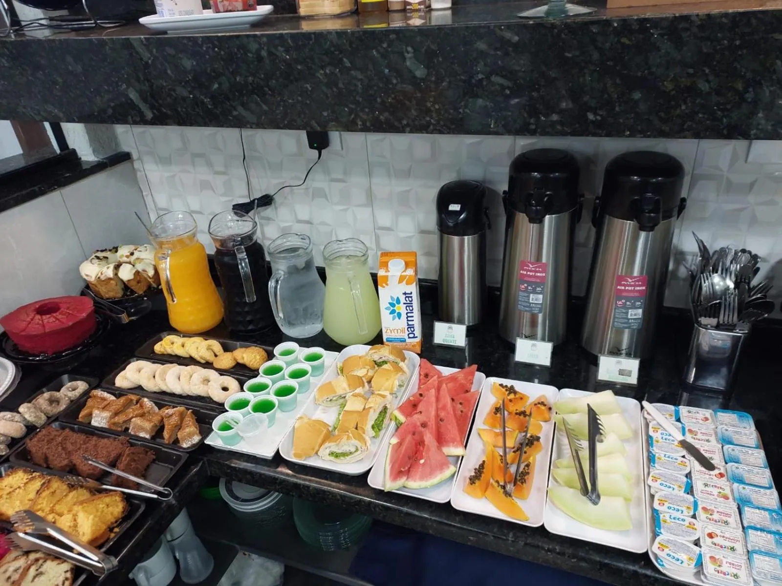 Breakfast in Pousada Itaguaçu