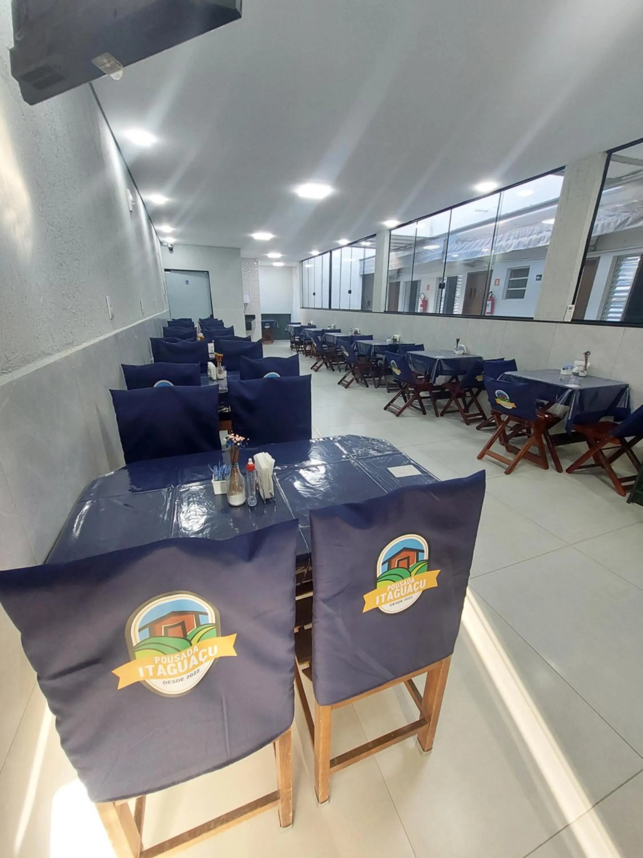 Restaurant/places to eat in Pousada Itaguaçu