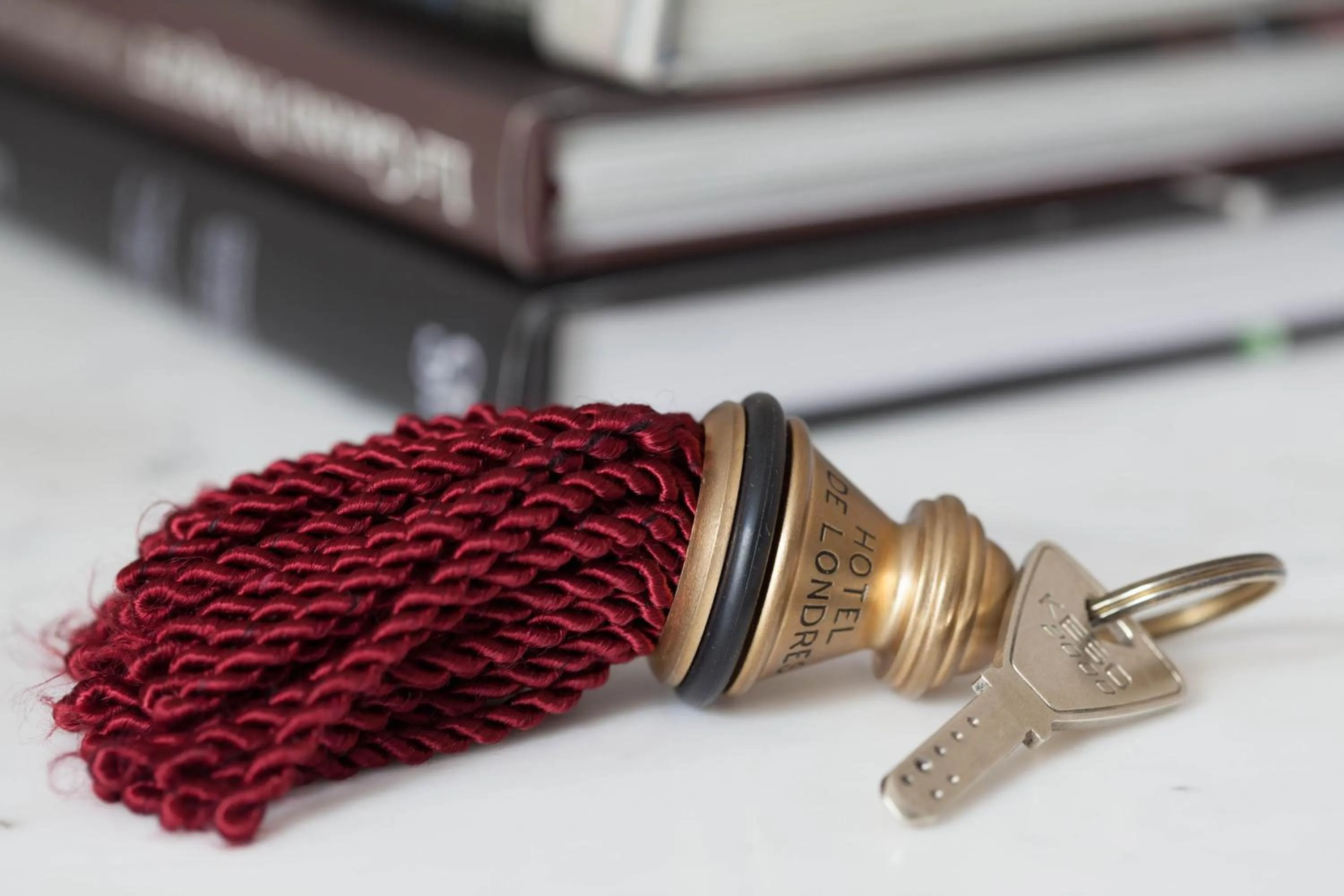 Decorative detail in Hôtel de Londres