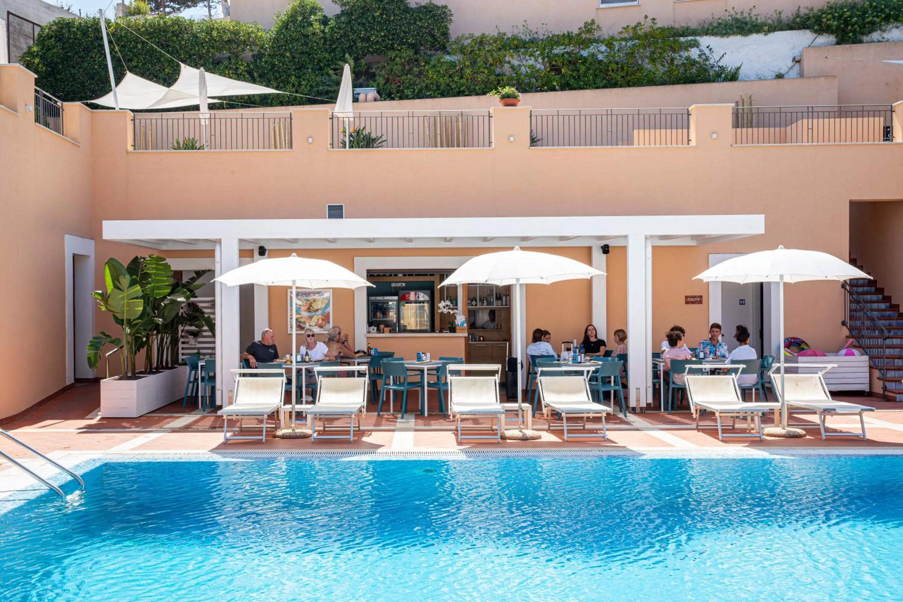 Swimming pool in Hotel Punta Nord Est