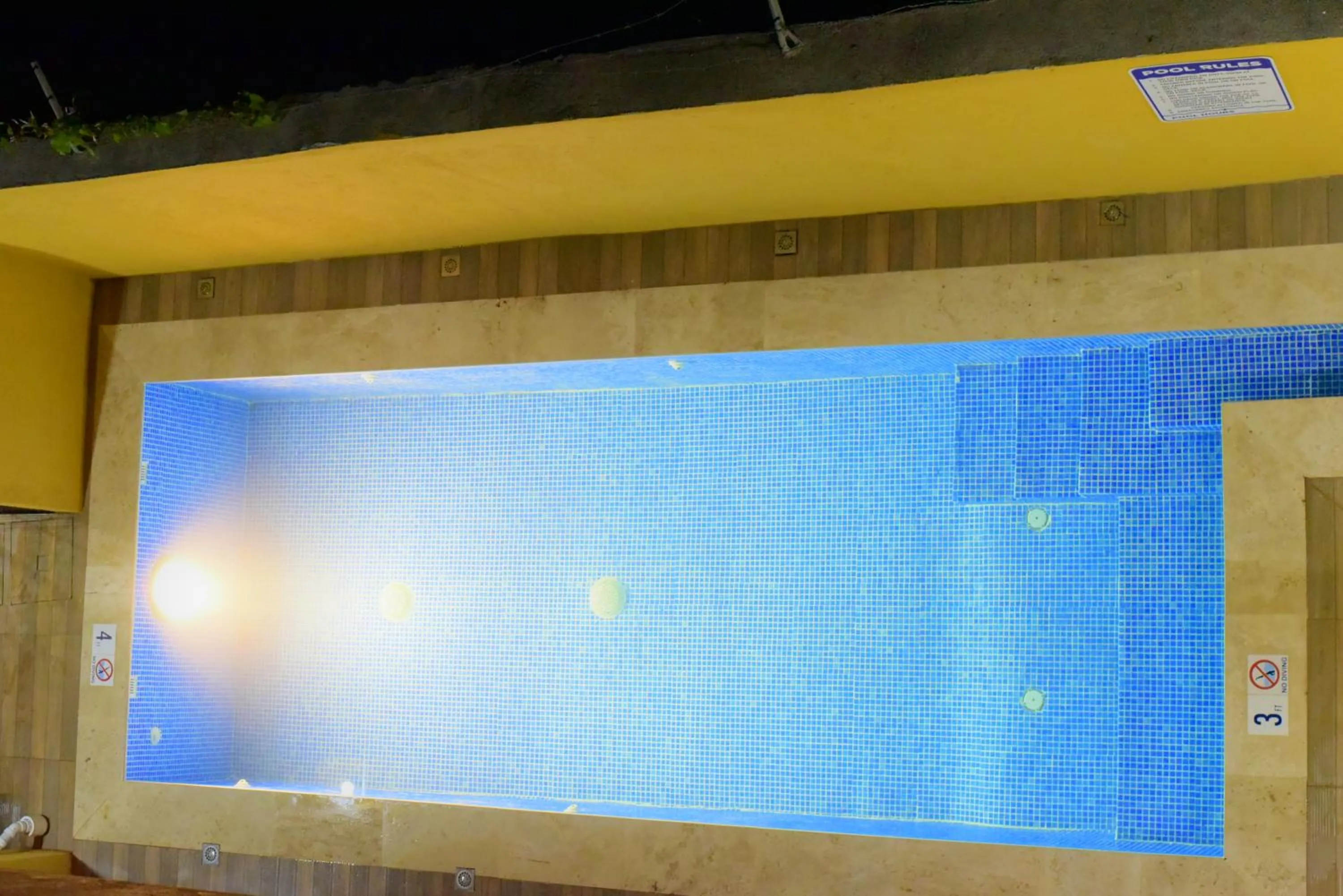 Night in The Vista Inn