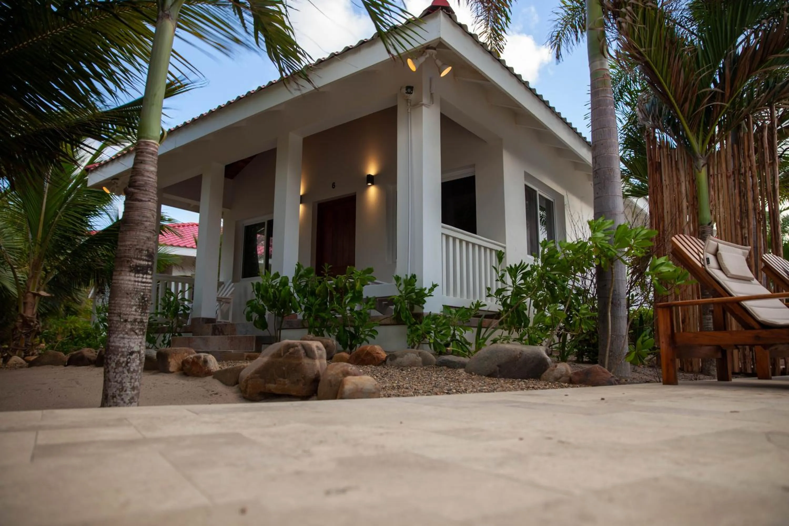 Property building in Ceiba Beach Resort