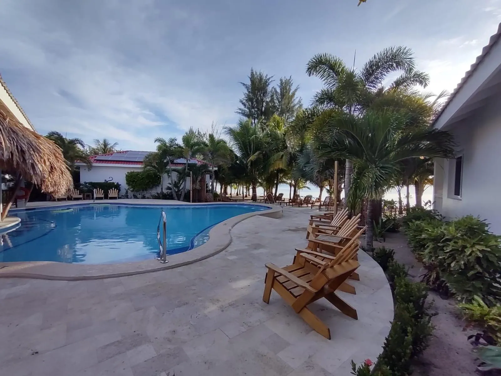 Pool view in Ceiba Beach Resort