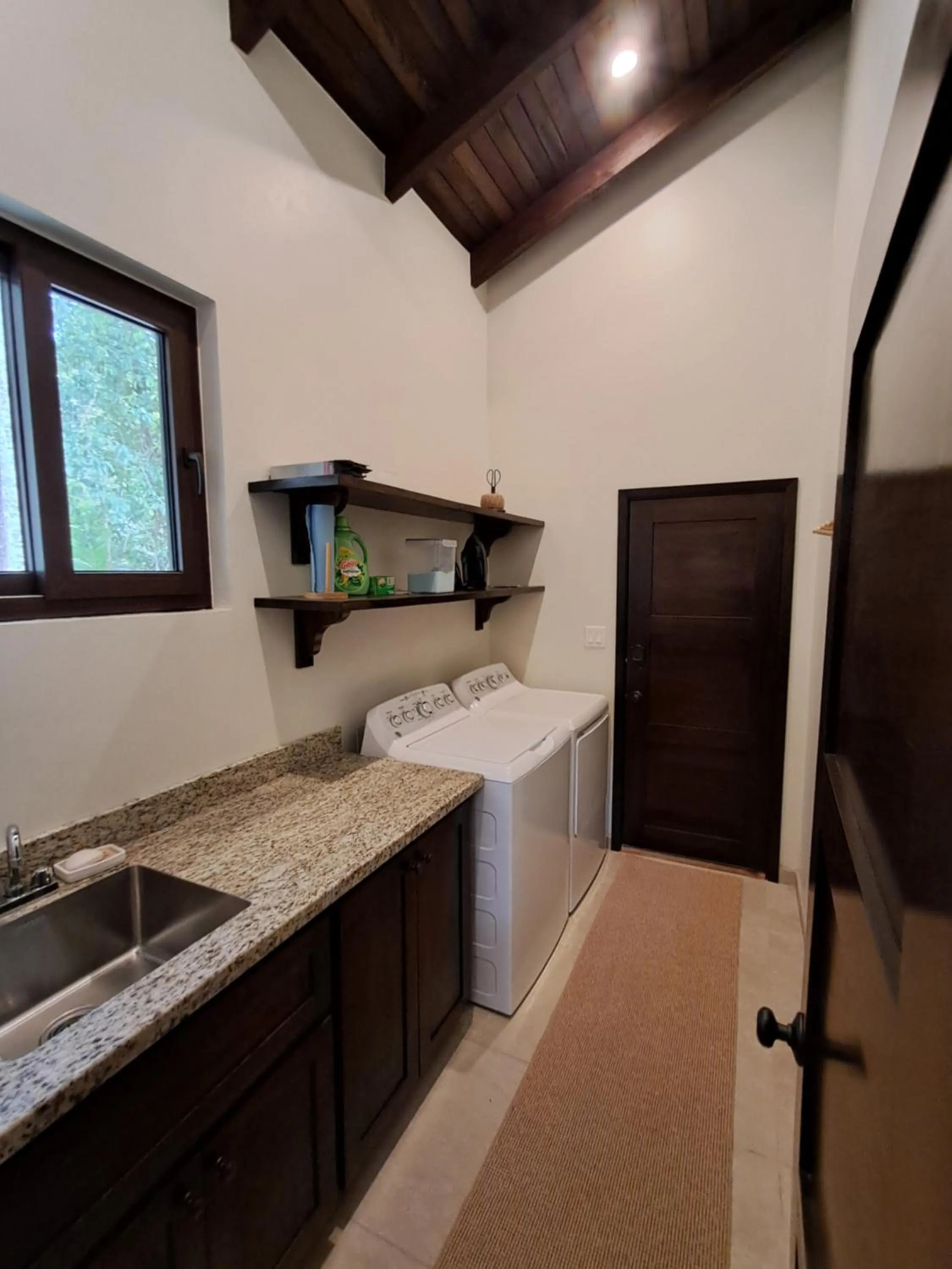 laundry in Ceiba Beach Resort