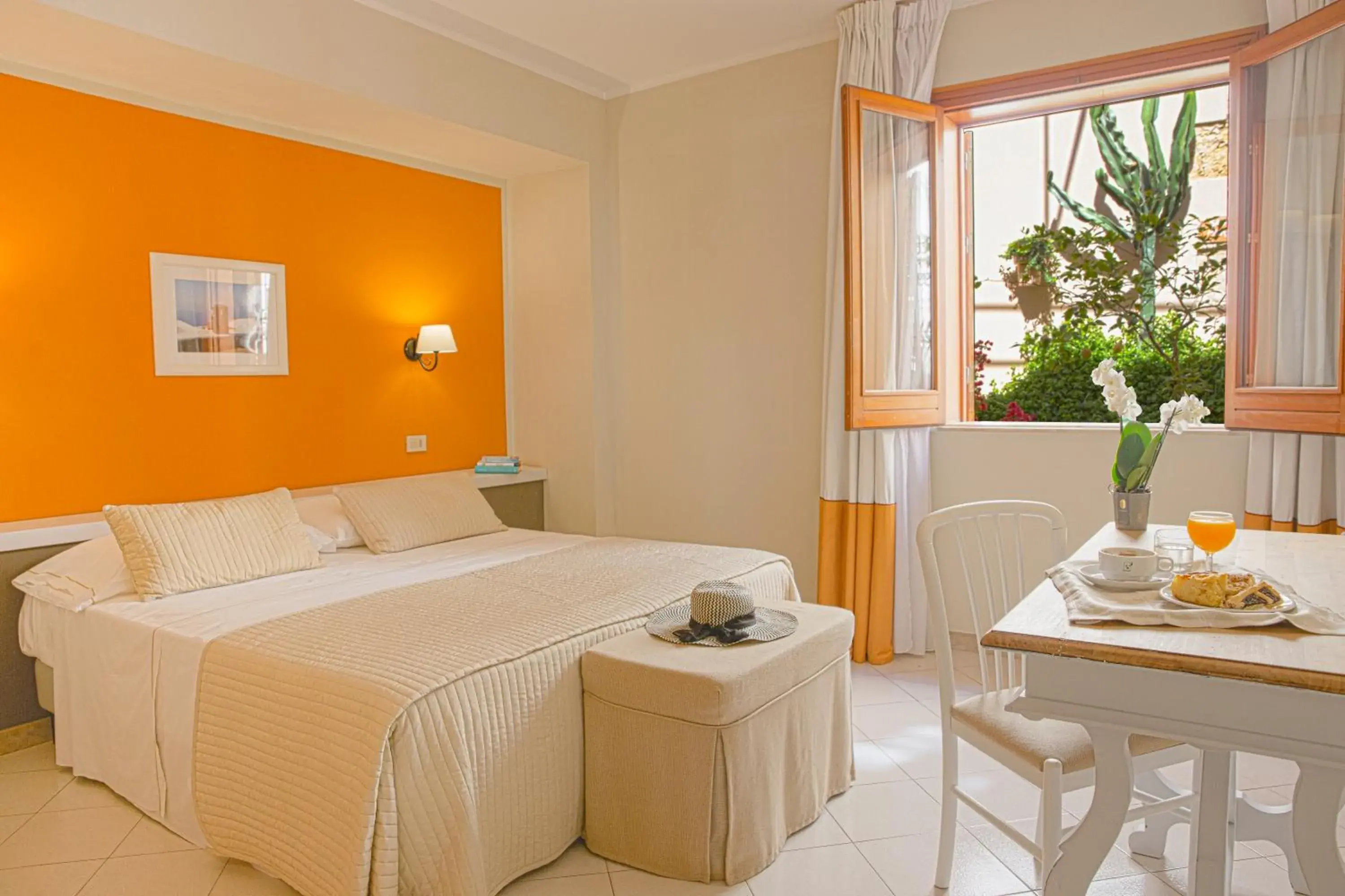 Standard Double Room - single occupancy in Hotel Al Madarig Standard Double Room - single occupancy in Hotel Al Madarig