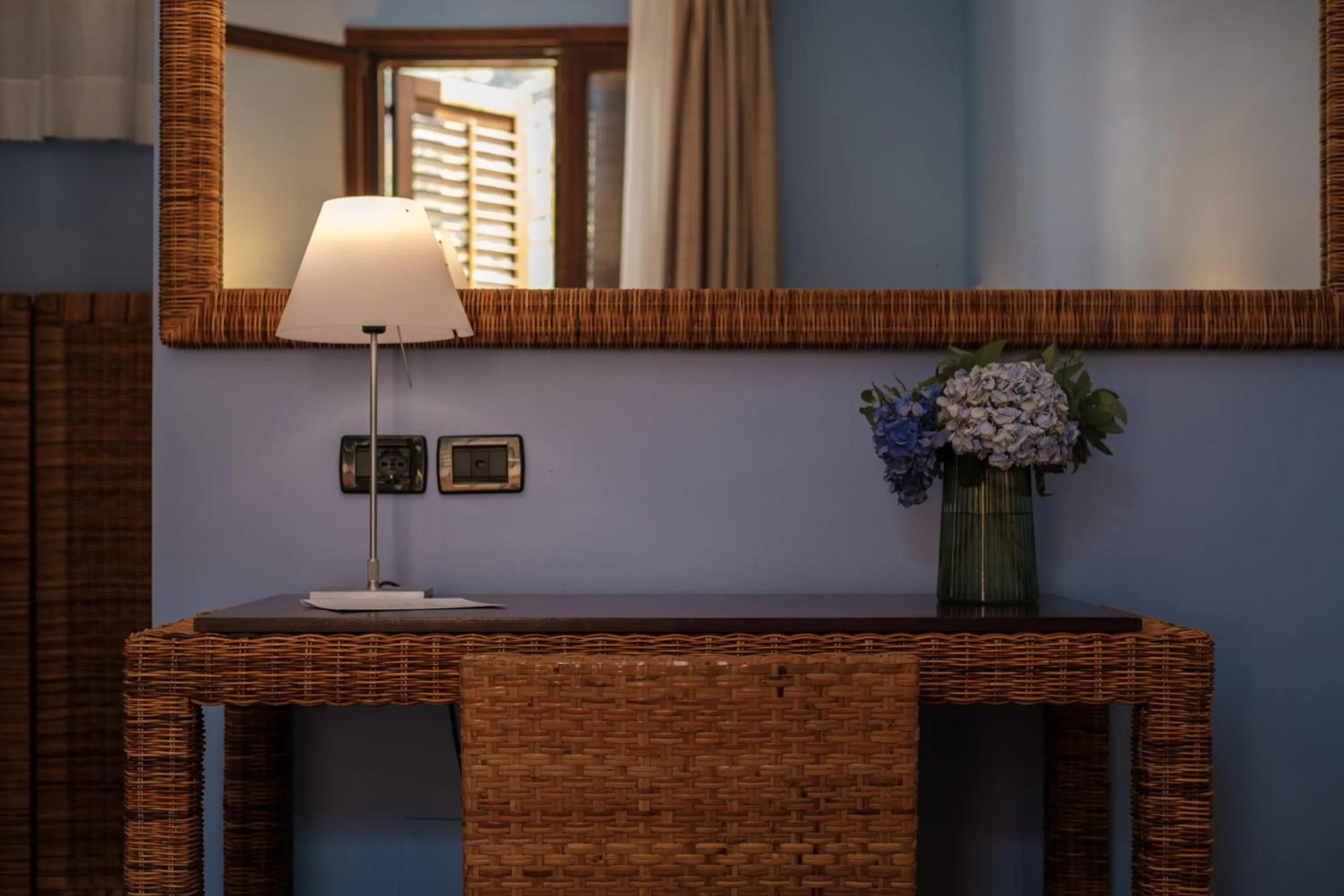 Seating area in Hotel Cetarium