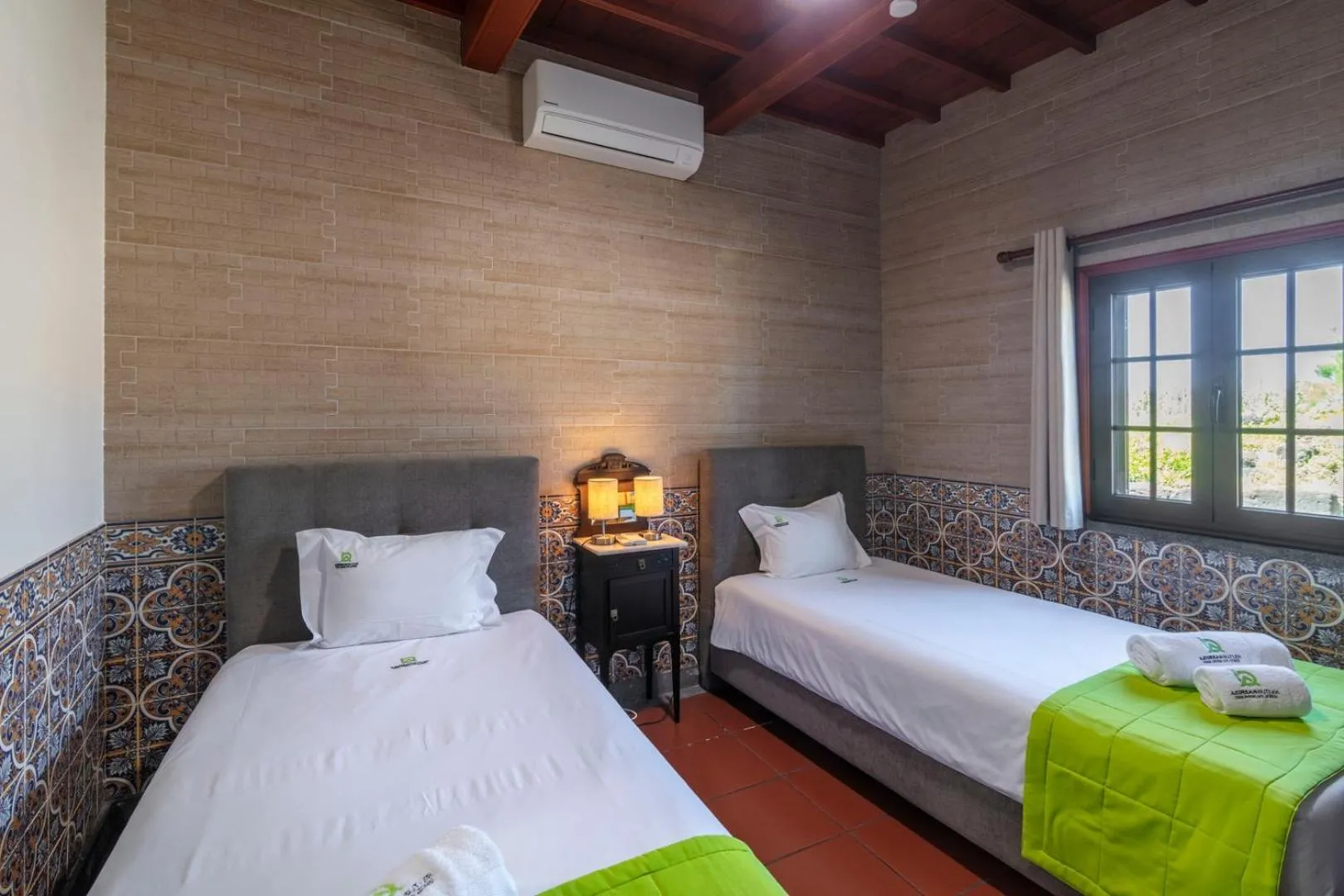 Bed in Heated Saltwater Pool-Private Beachside Oasis