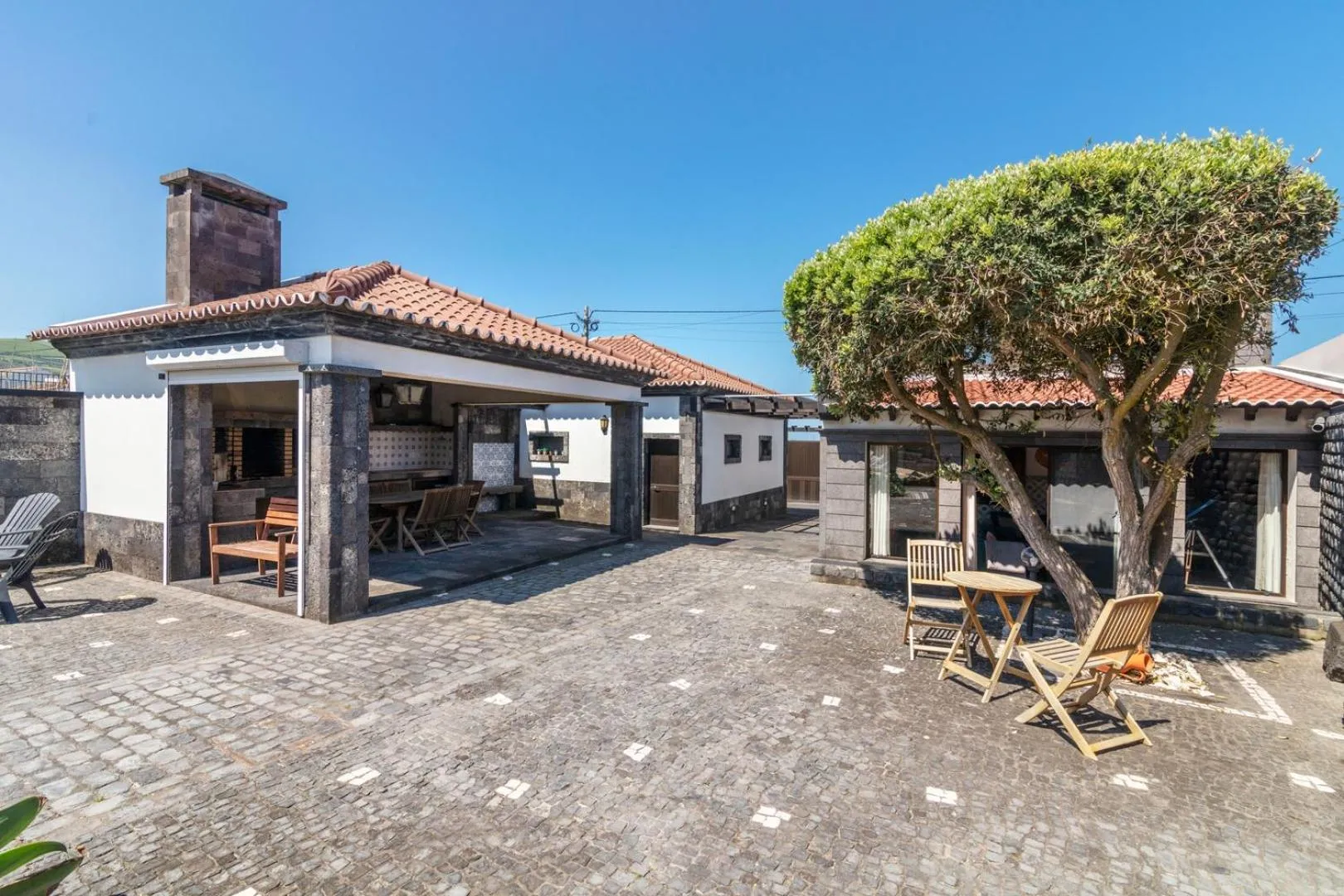 Heated Saltwater Pool-Private Beachside Oasis