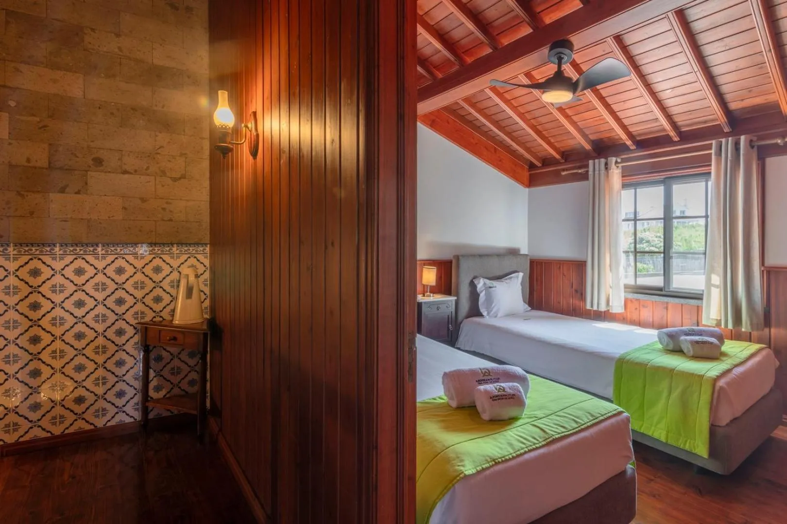 Bed in Heated Saltwater Pool-Private Beachside Oasis