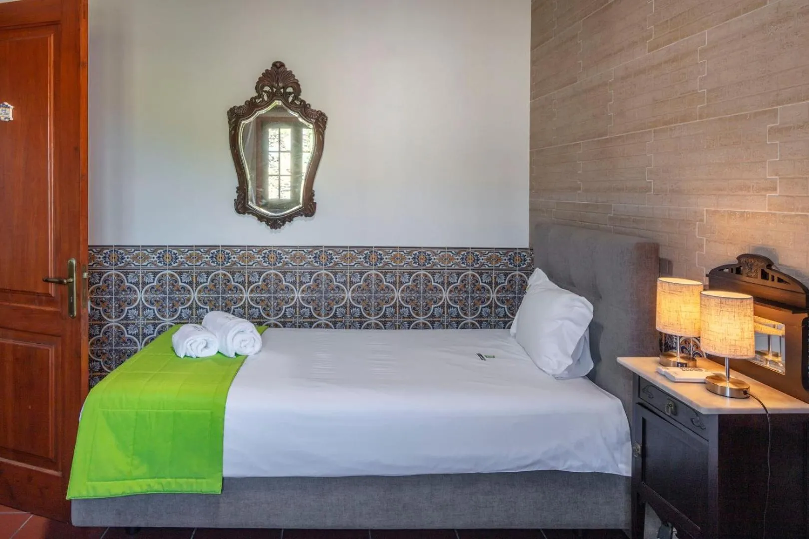 Bed in Heated Saltwater Pool-Private Beachside Oasis