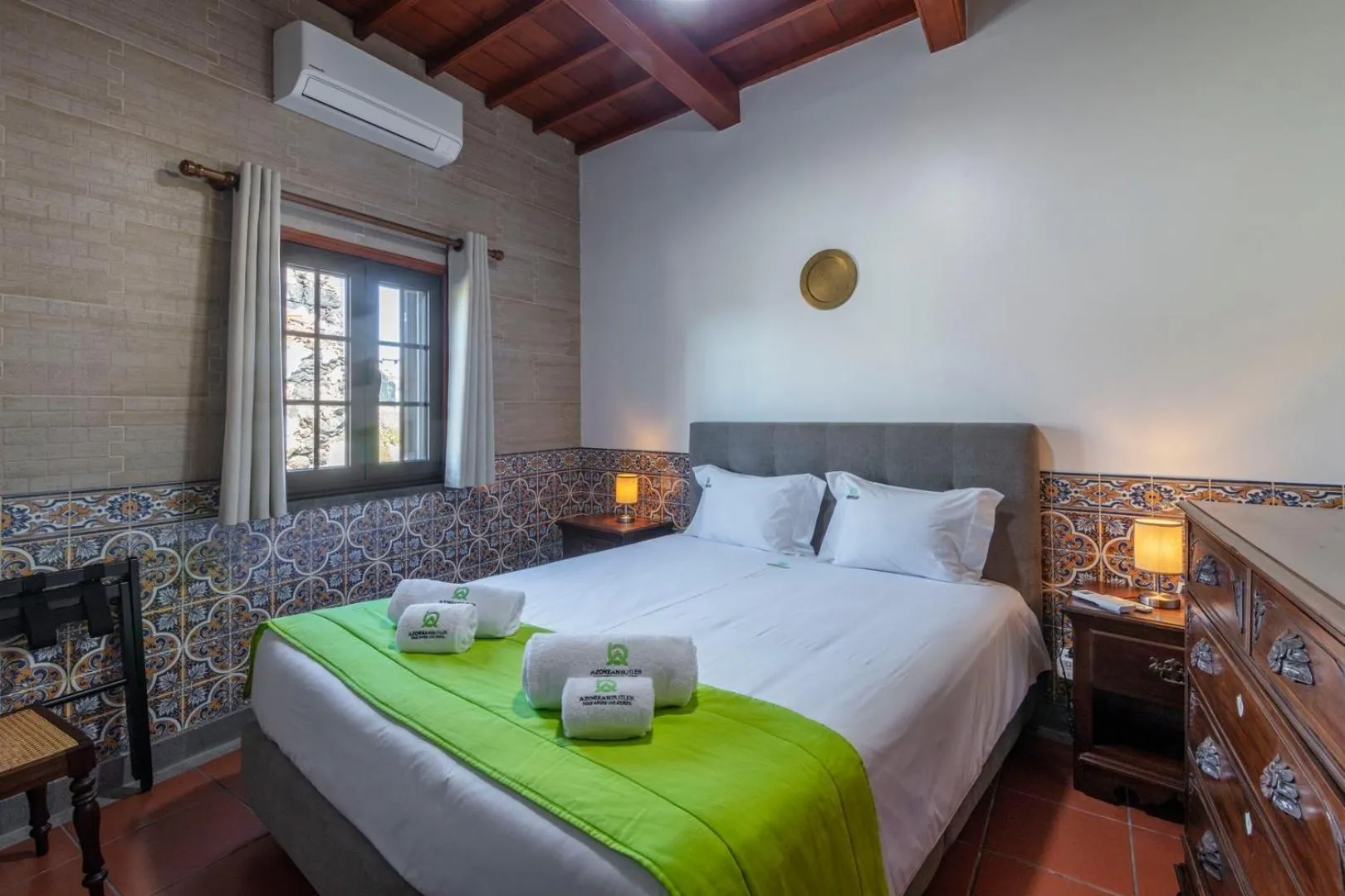 Bed in Heated Saltwater Pool-Private Beachside Oasis