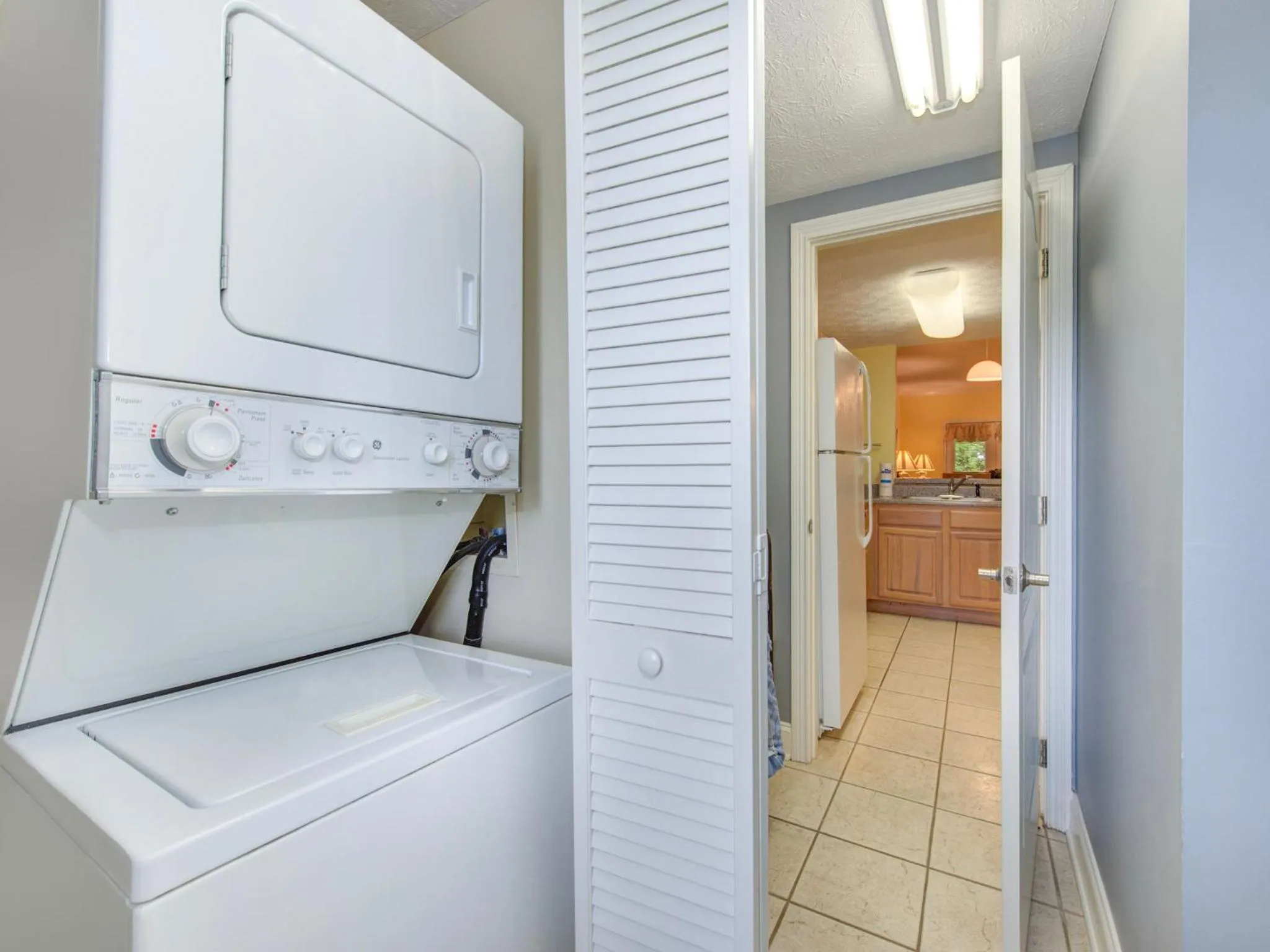 Property building in Smokey Bear 1103