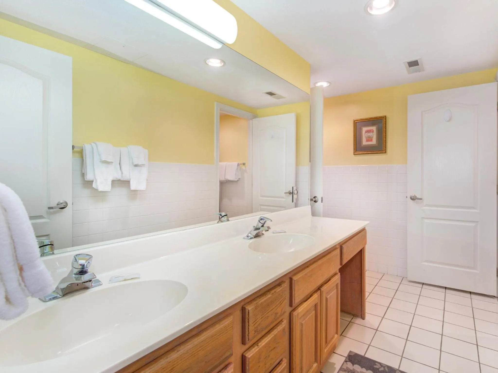 Property building in Smokey Bear 1103