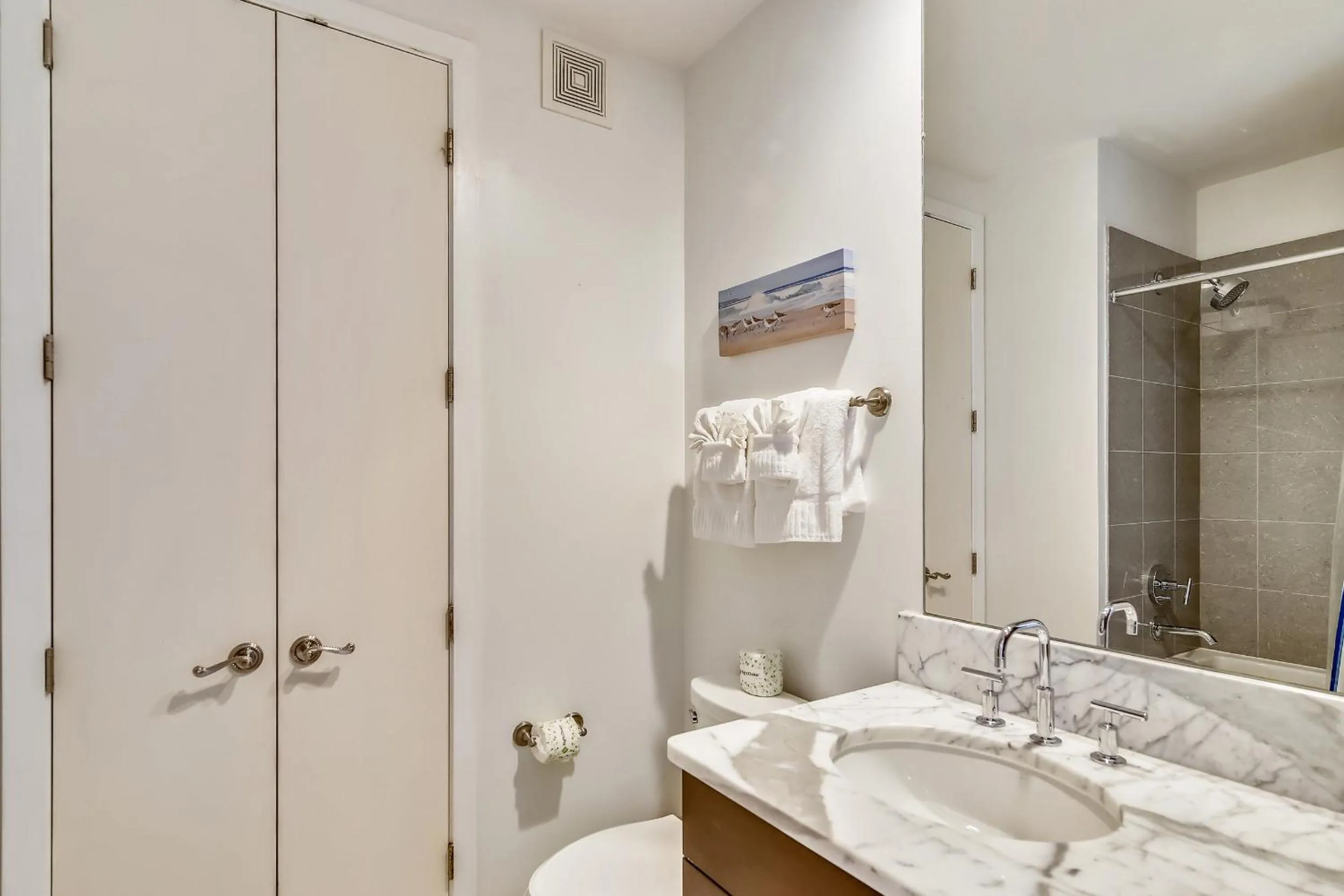 Bathroom in Diamond Beach 312-Island Jewel