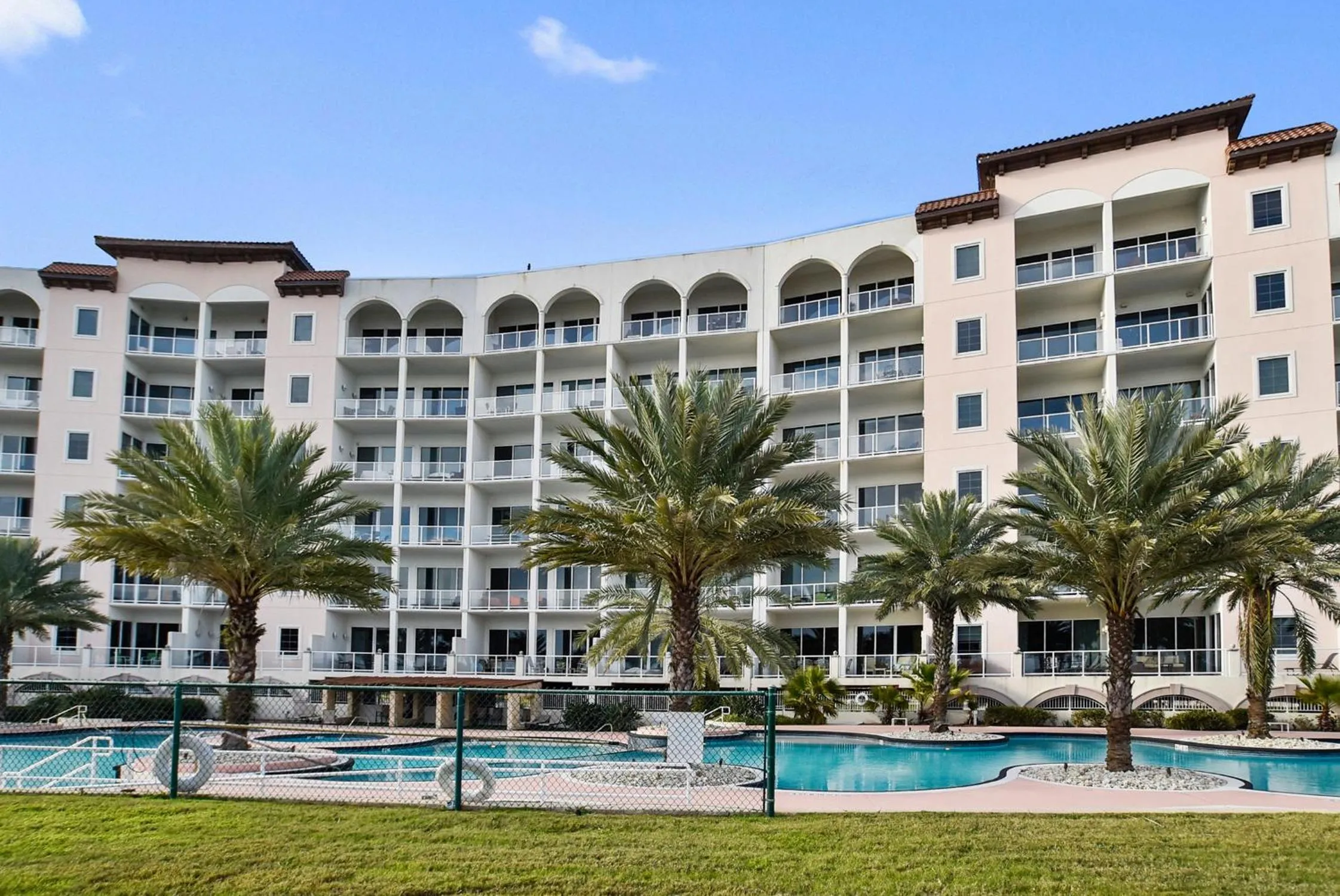 Property building in Diamond Beach 304-Sapphire