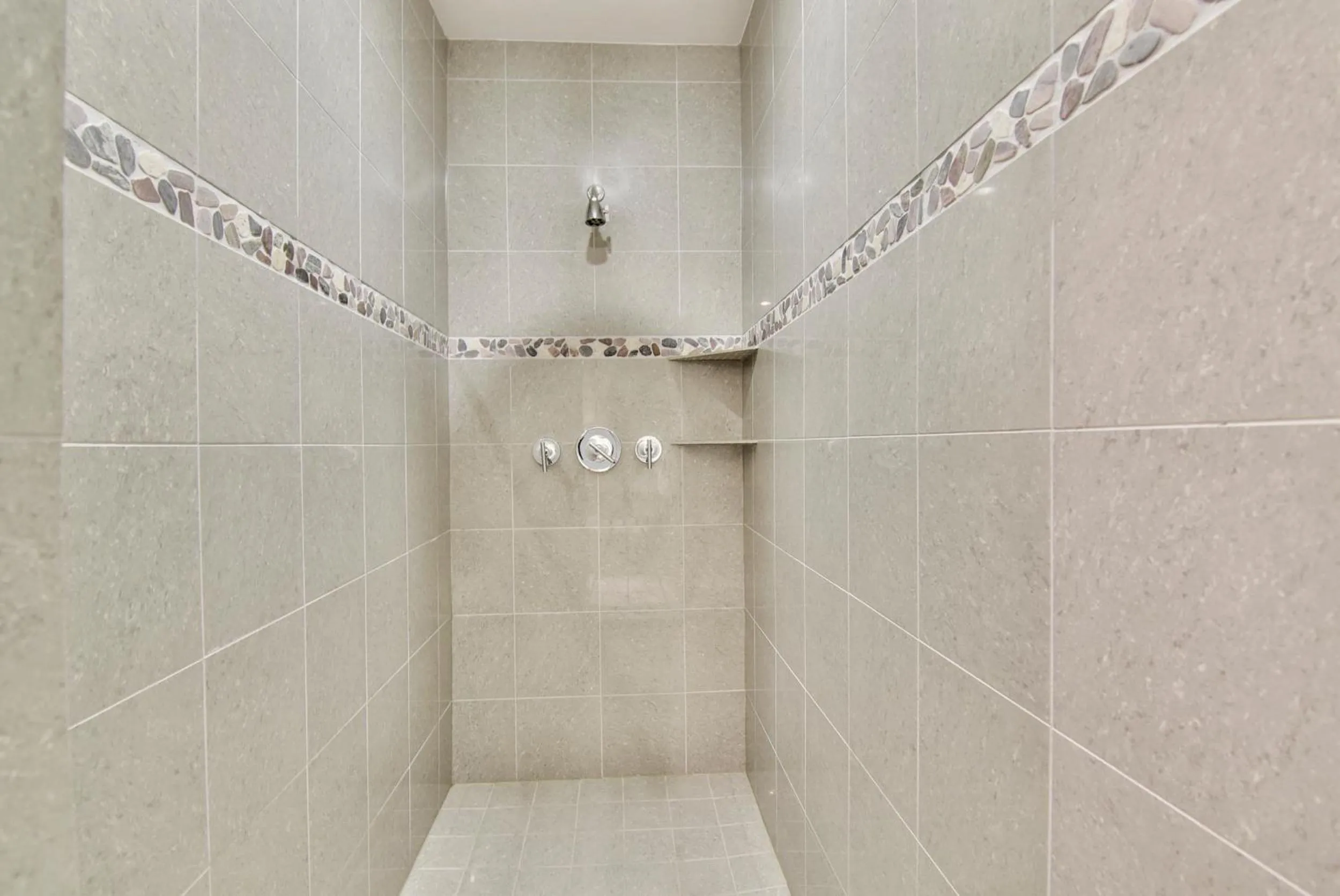 Bathroom in Diamond Beach 304-Sapphire