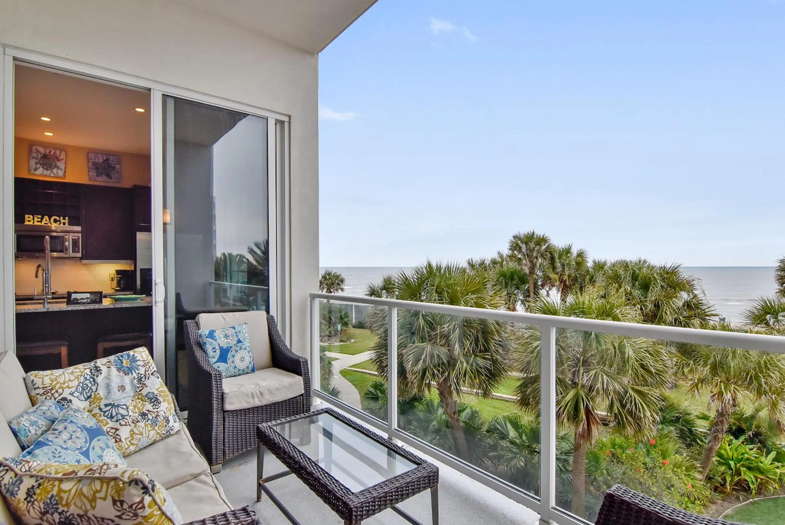 Property building in Diamond Beach 304-Sapphire