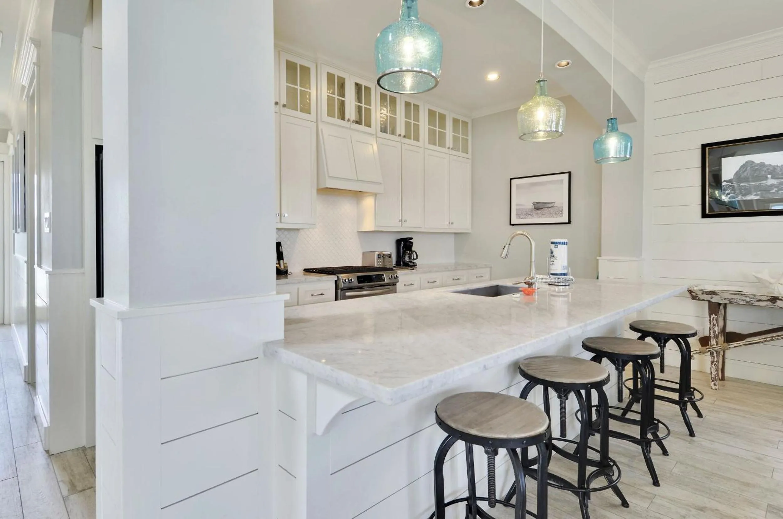 Kitchen or kitchenette in Beachside Haven