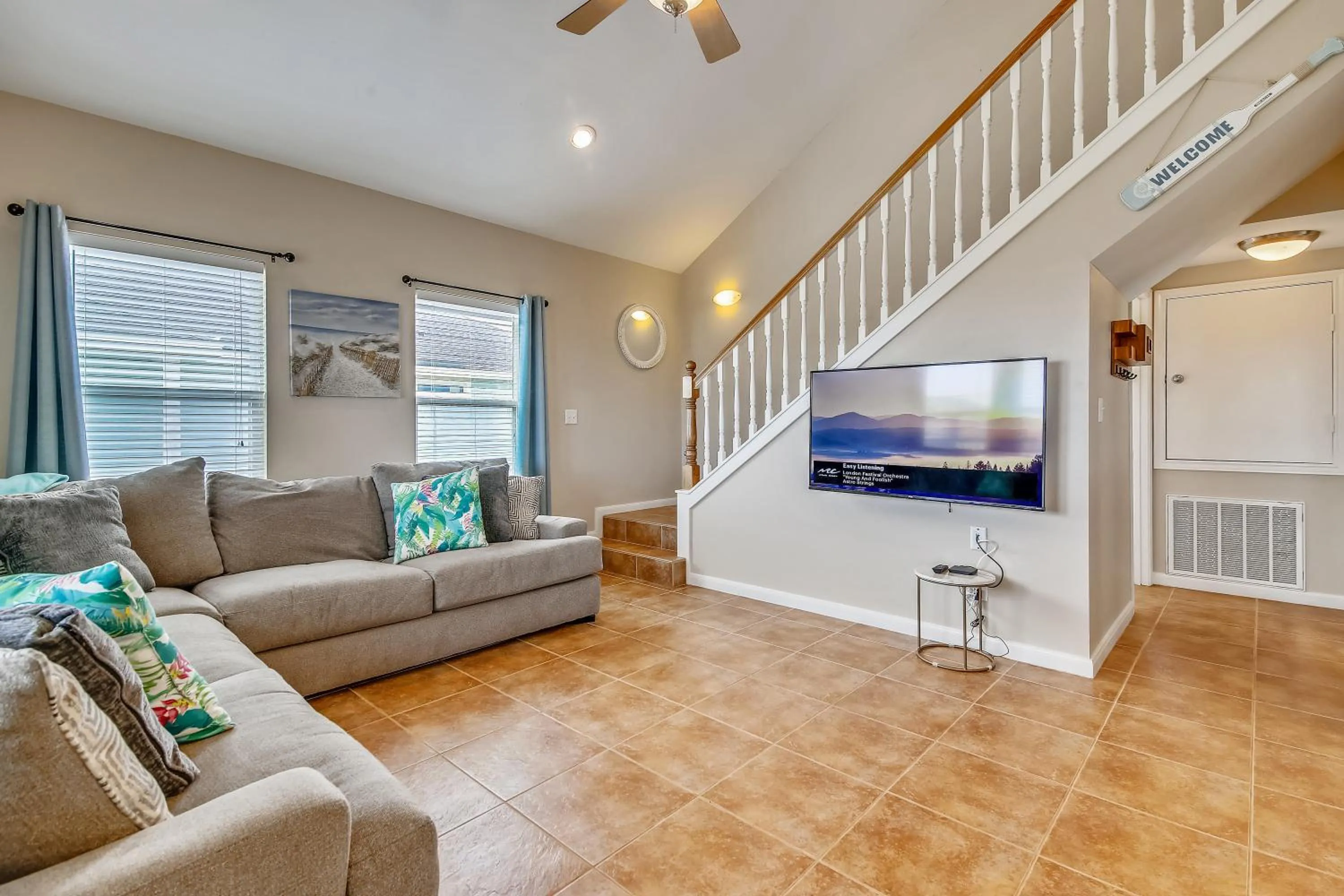 Living room in Sunflower Surf