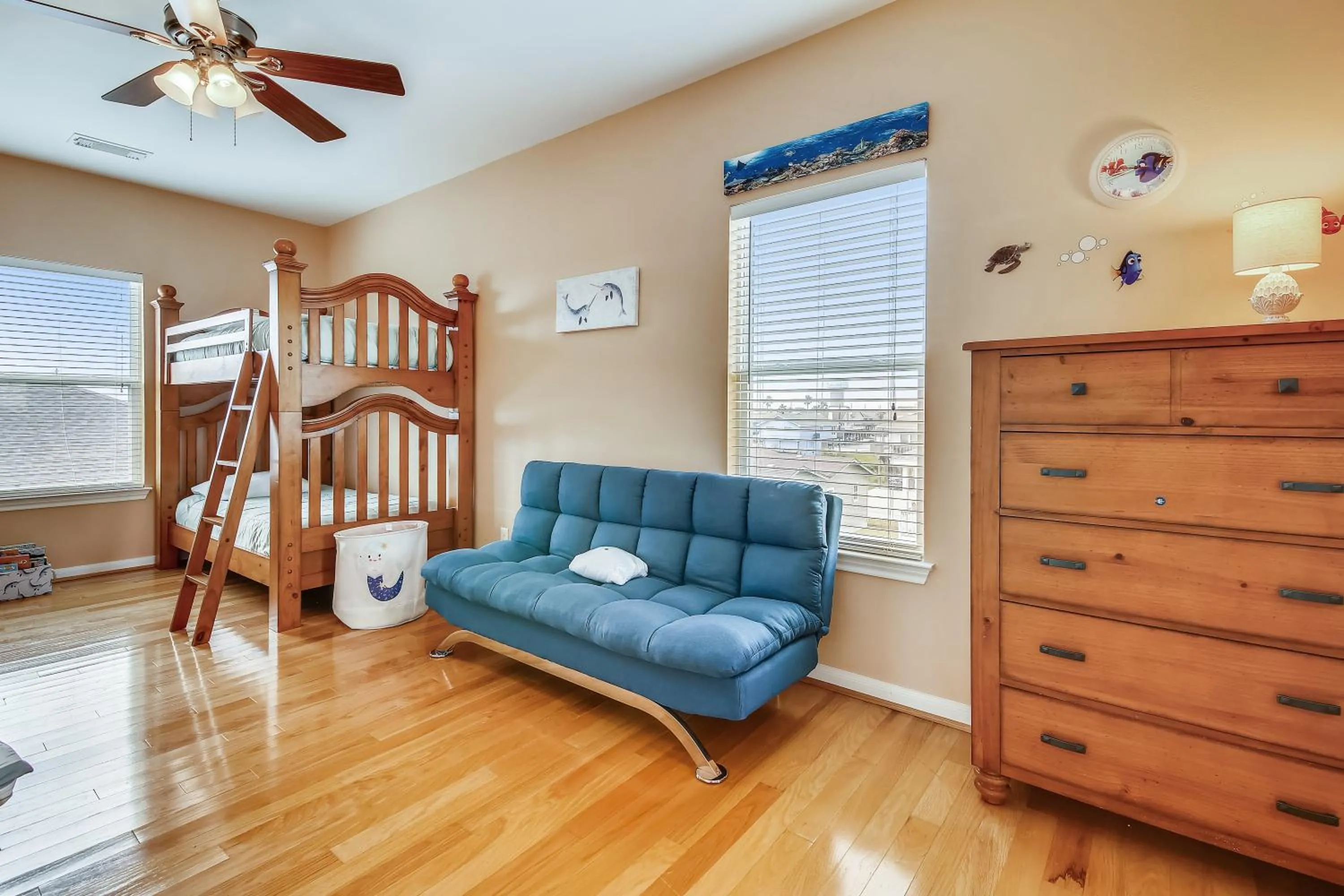 Living room in Sunflower Surf