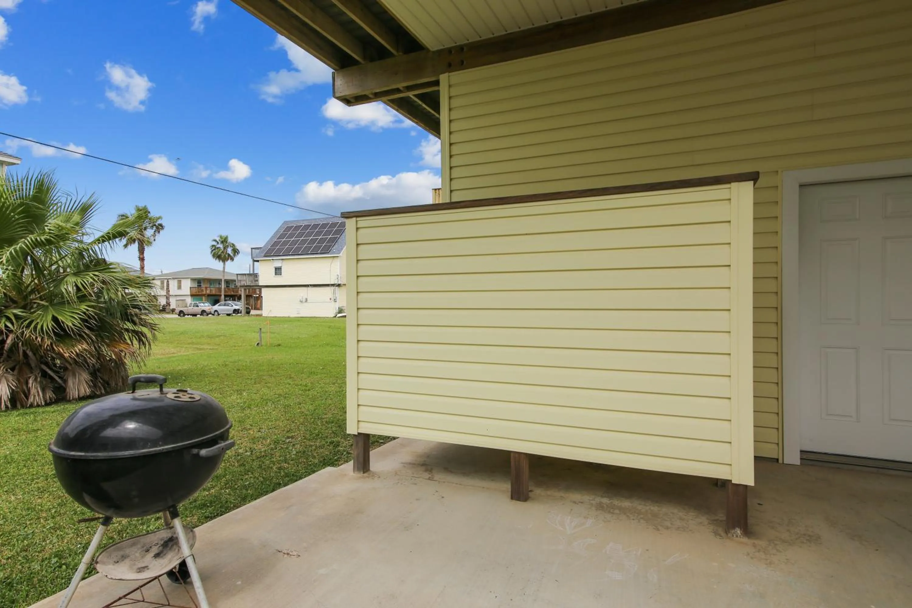 Property building in Sunflower Surf