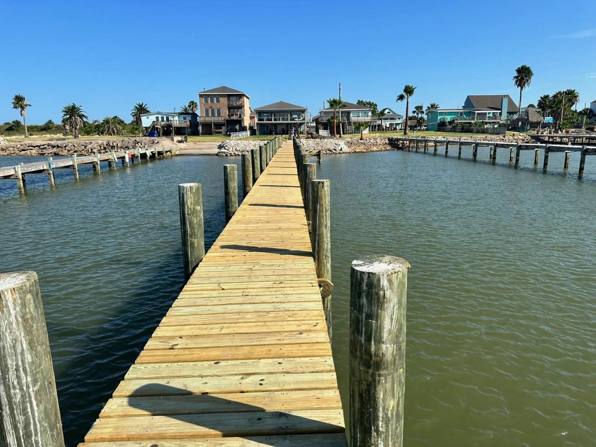 Property building in Harbor View Breeze