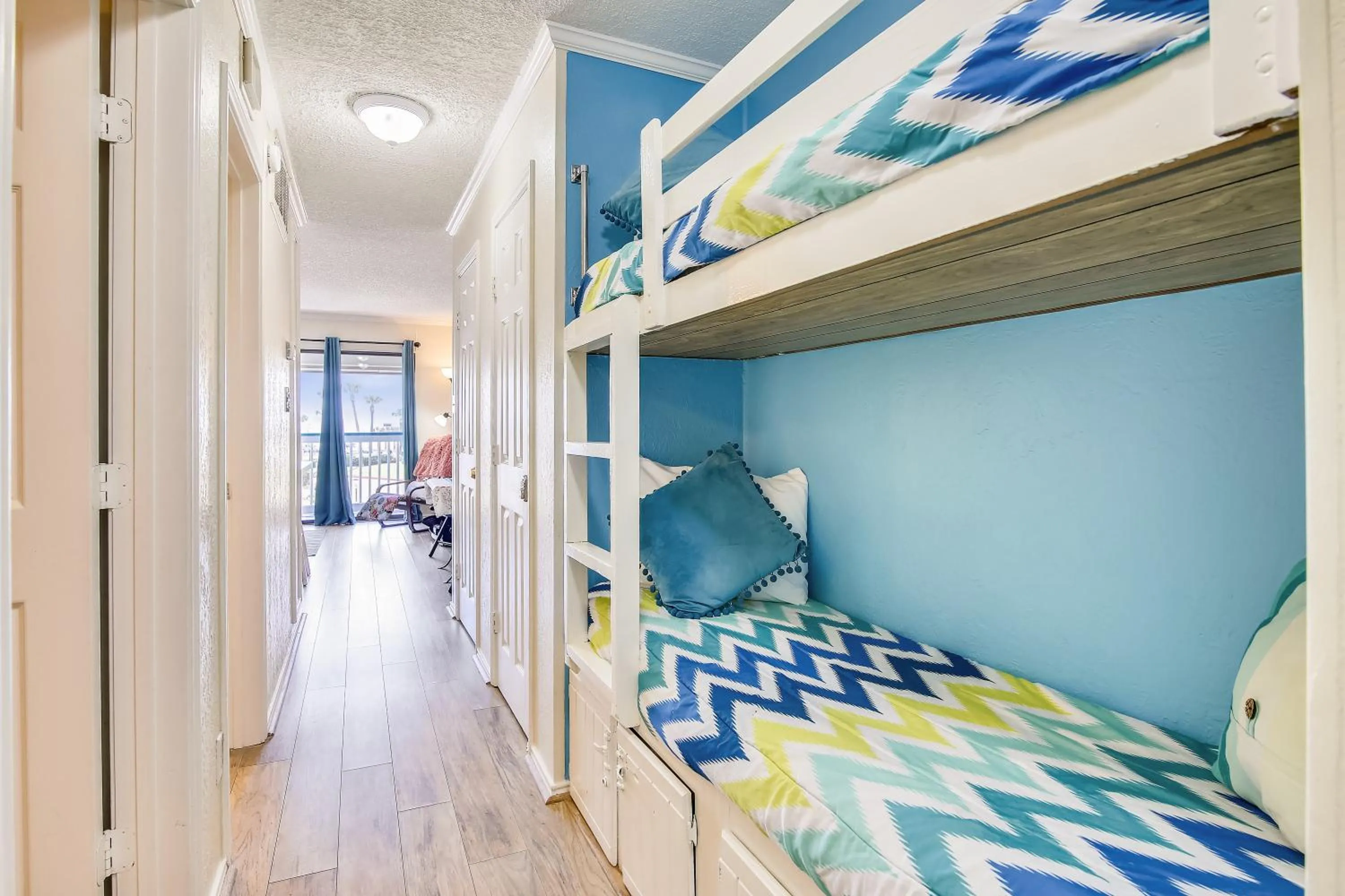 Property building, Bed in Casa del Mar 257 - La Costa