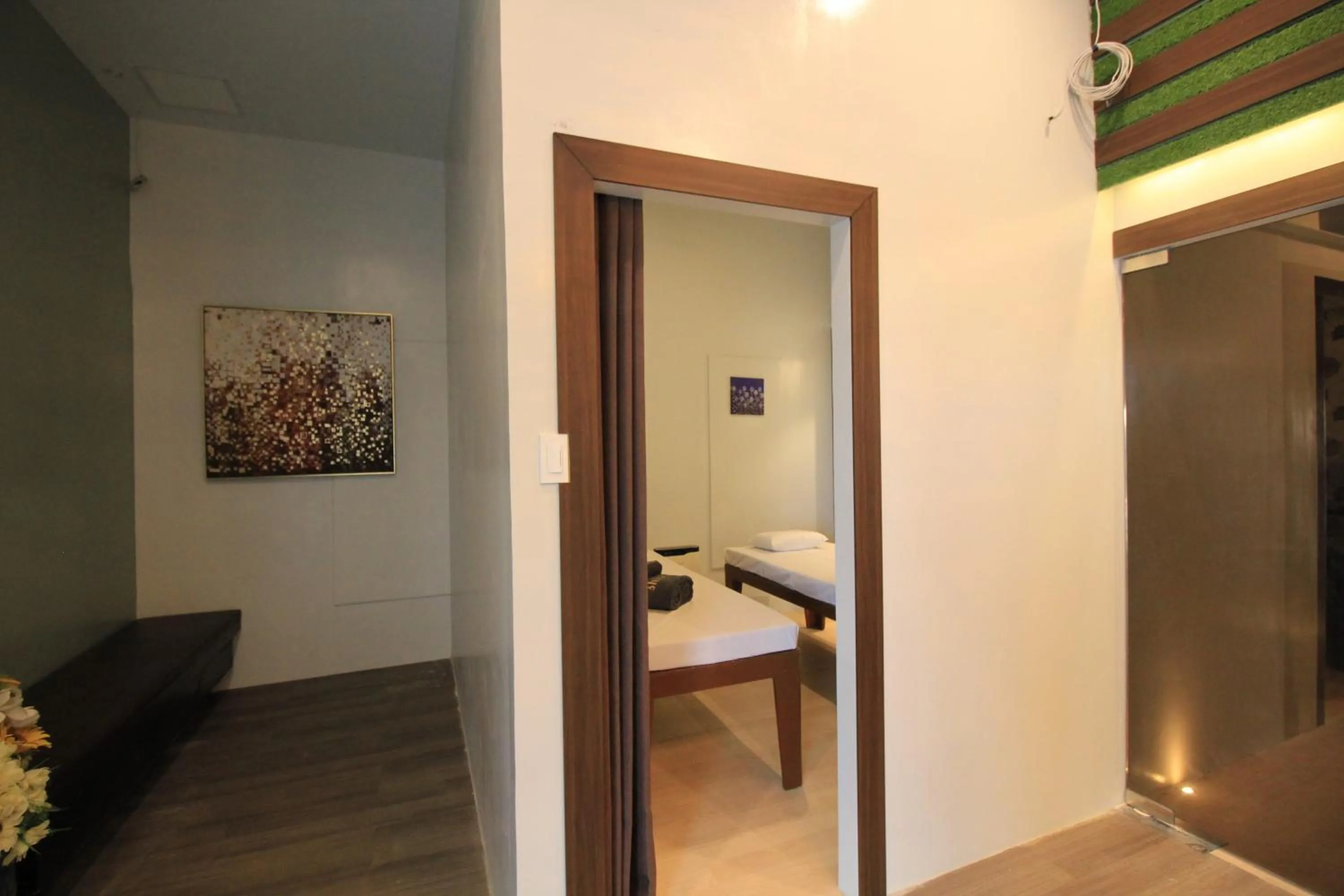 T Shine Resort and Spa