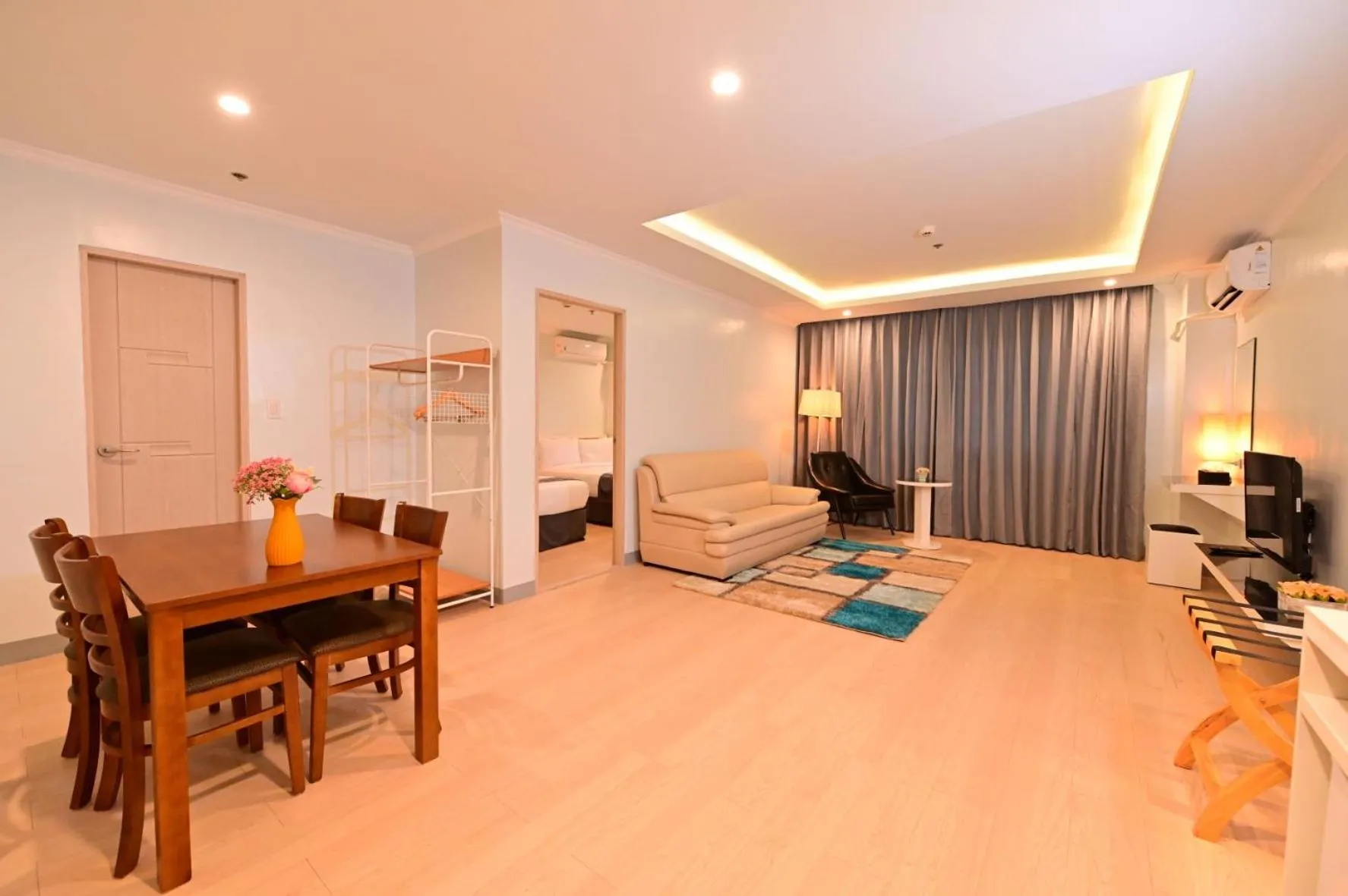 Photo of the whole room in T Shine Resort and Spa