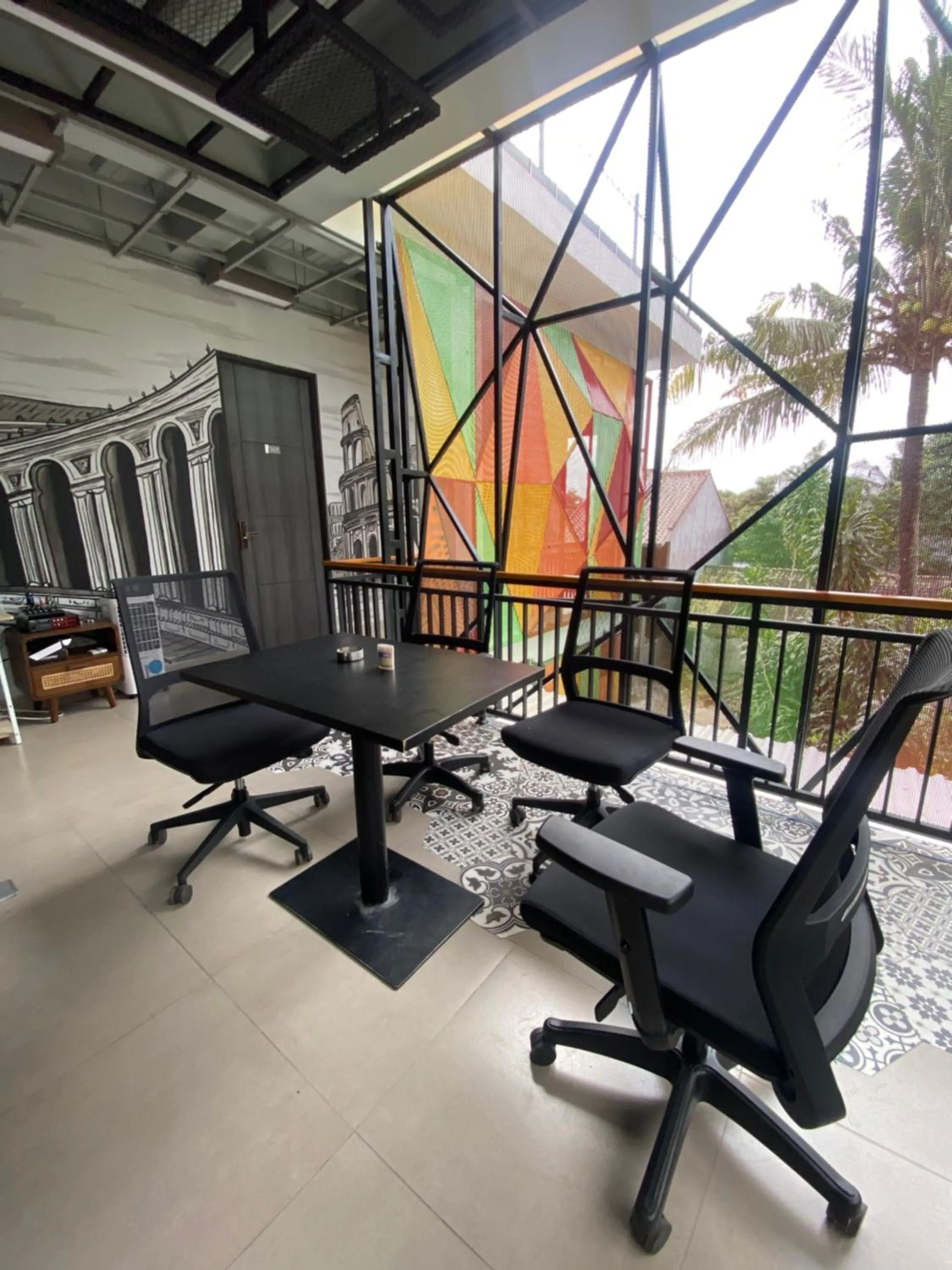 Inner courtyard view in PALAGAN HUIS