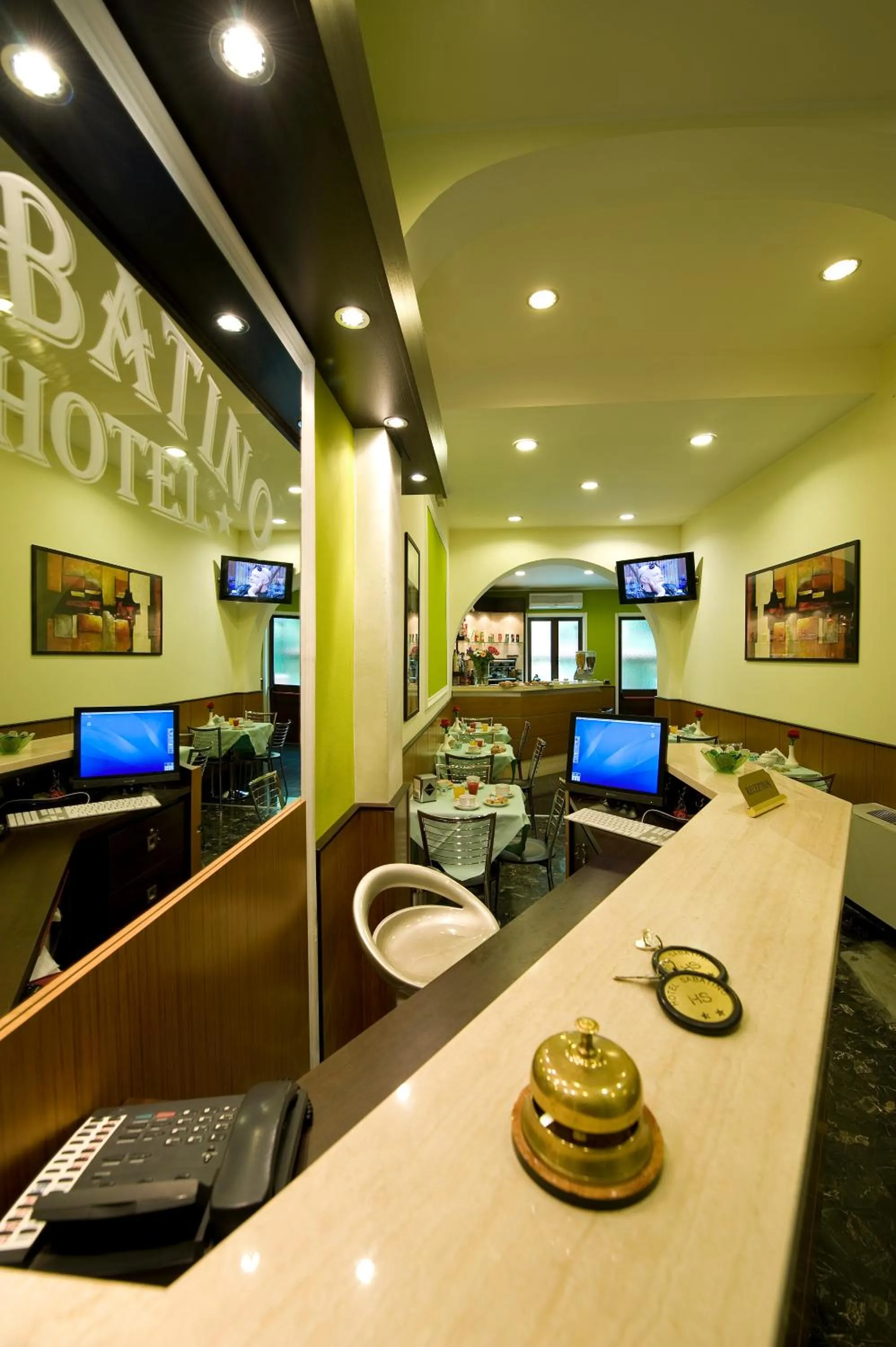 Lobby or reception in Hotel Sabatino Milan