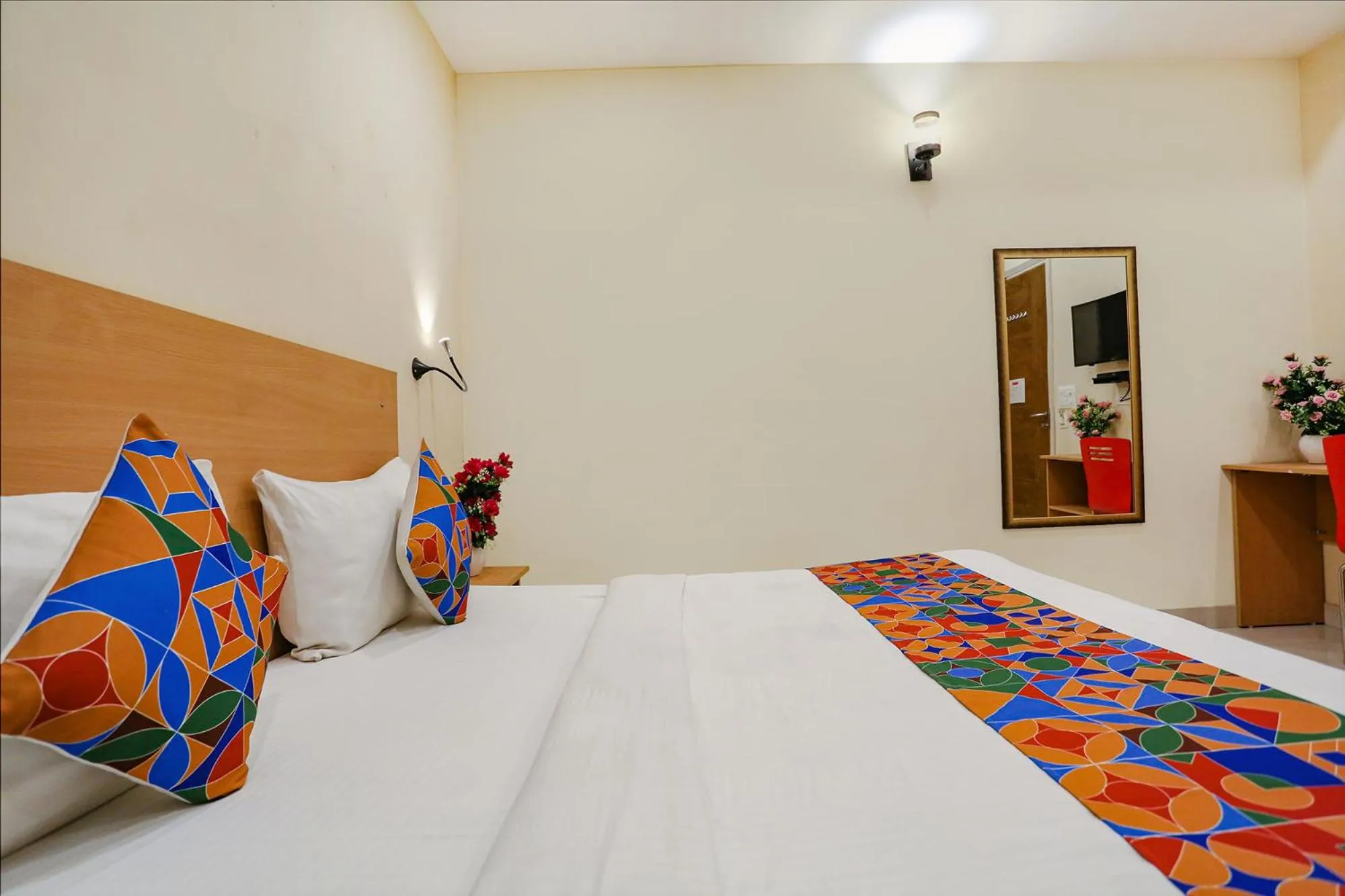 Bed in Via GK Residency