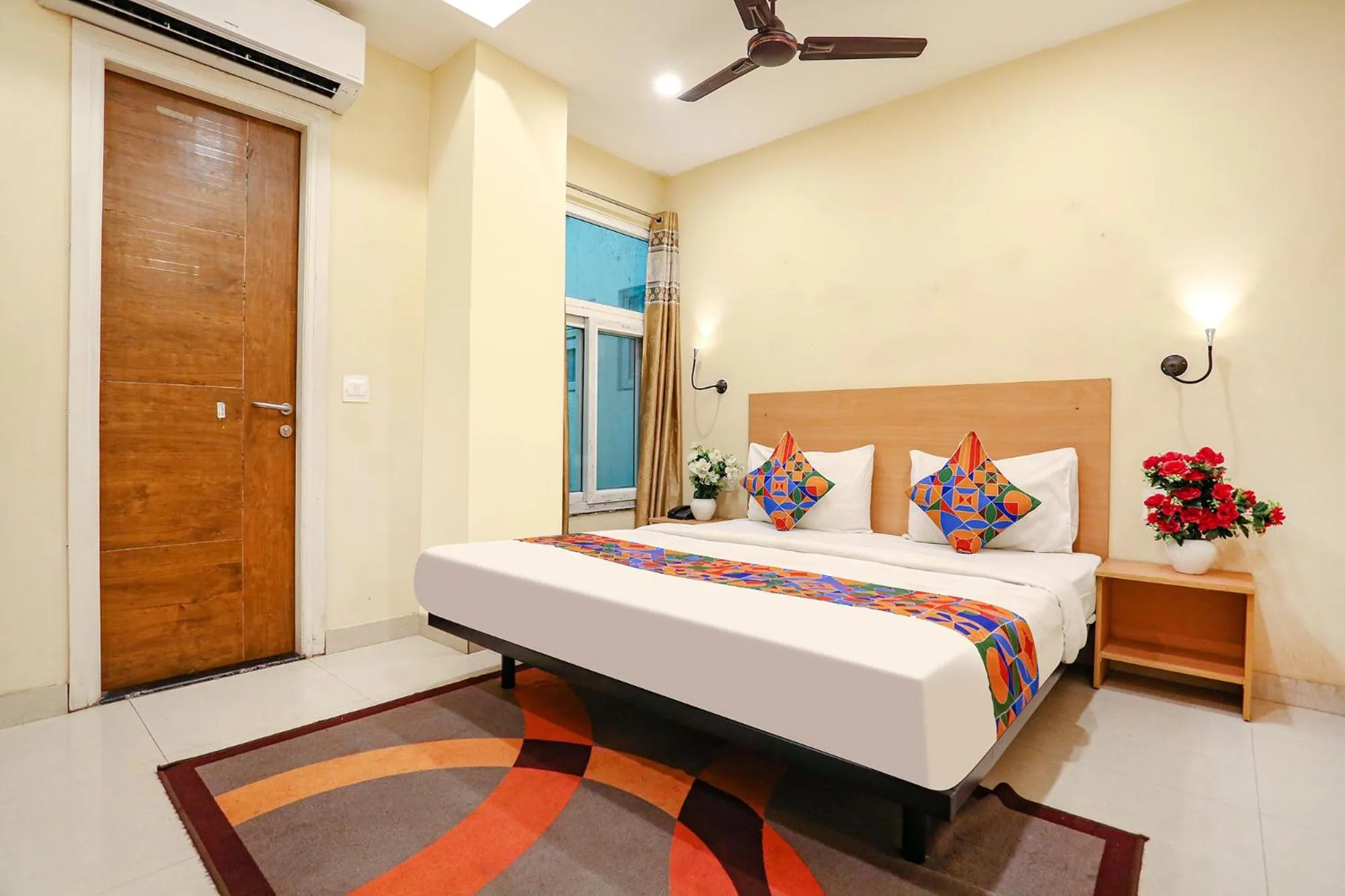 Bed in Via GK Residency