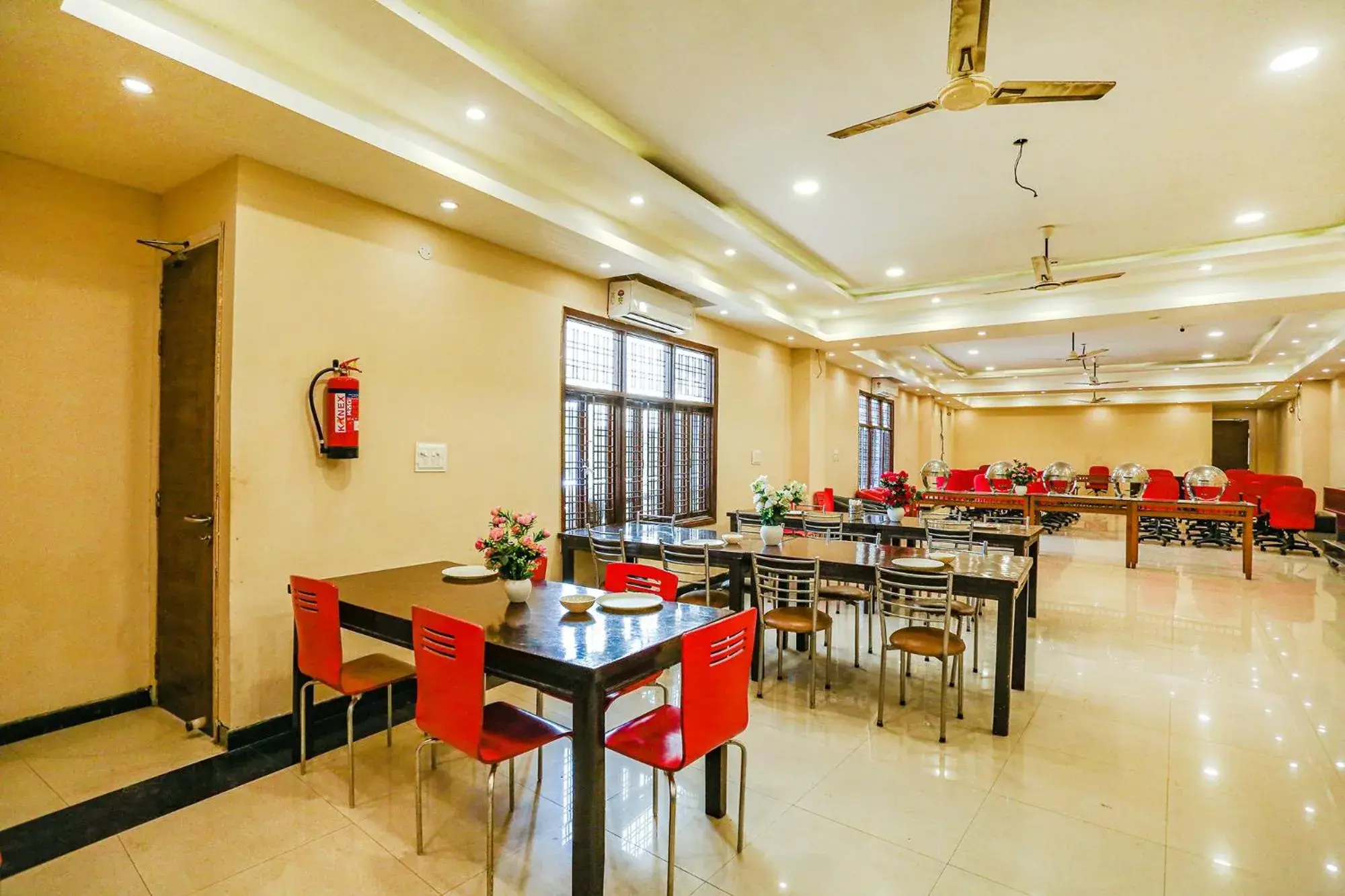 Restaurant/places to eat in FabHotel GK Residency Restaurant/places to eat in FabHotel GK Residency