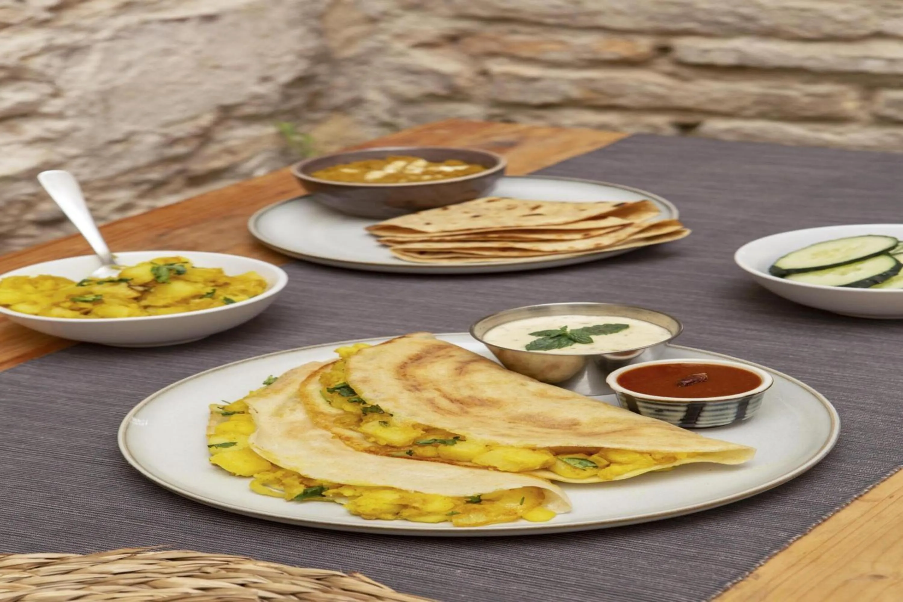 Restaurant/places to eat in Via GK Residency