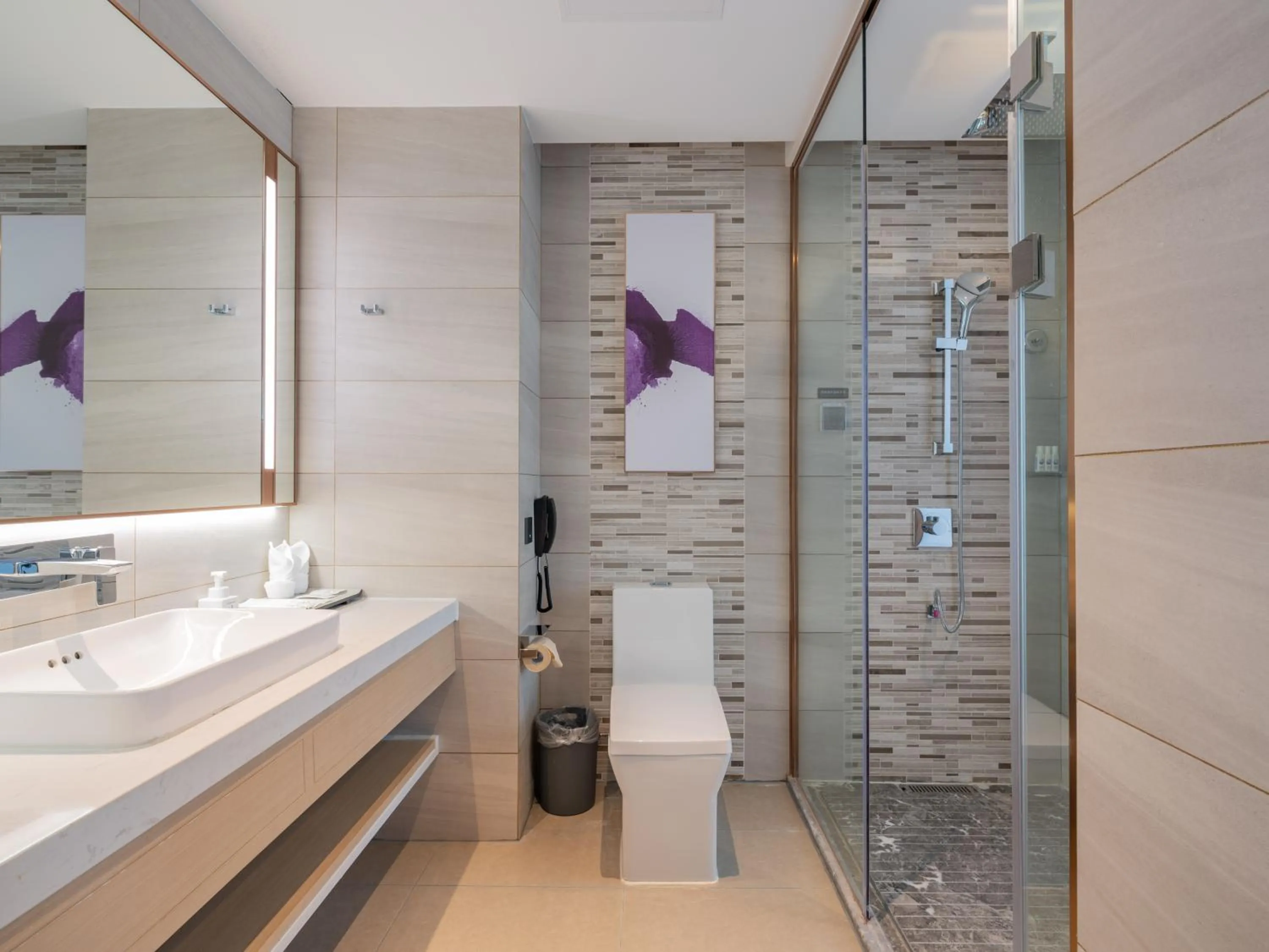 Bathroom in Lavande Hotel Qihe Economic Development Zone