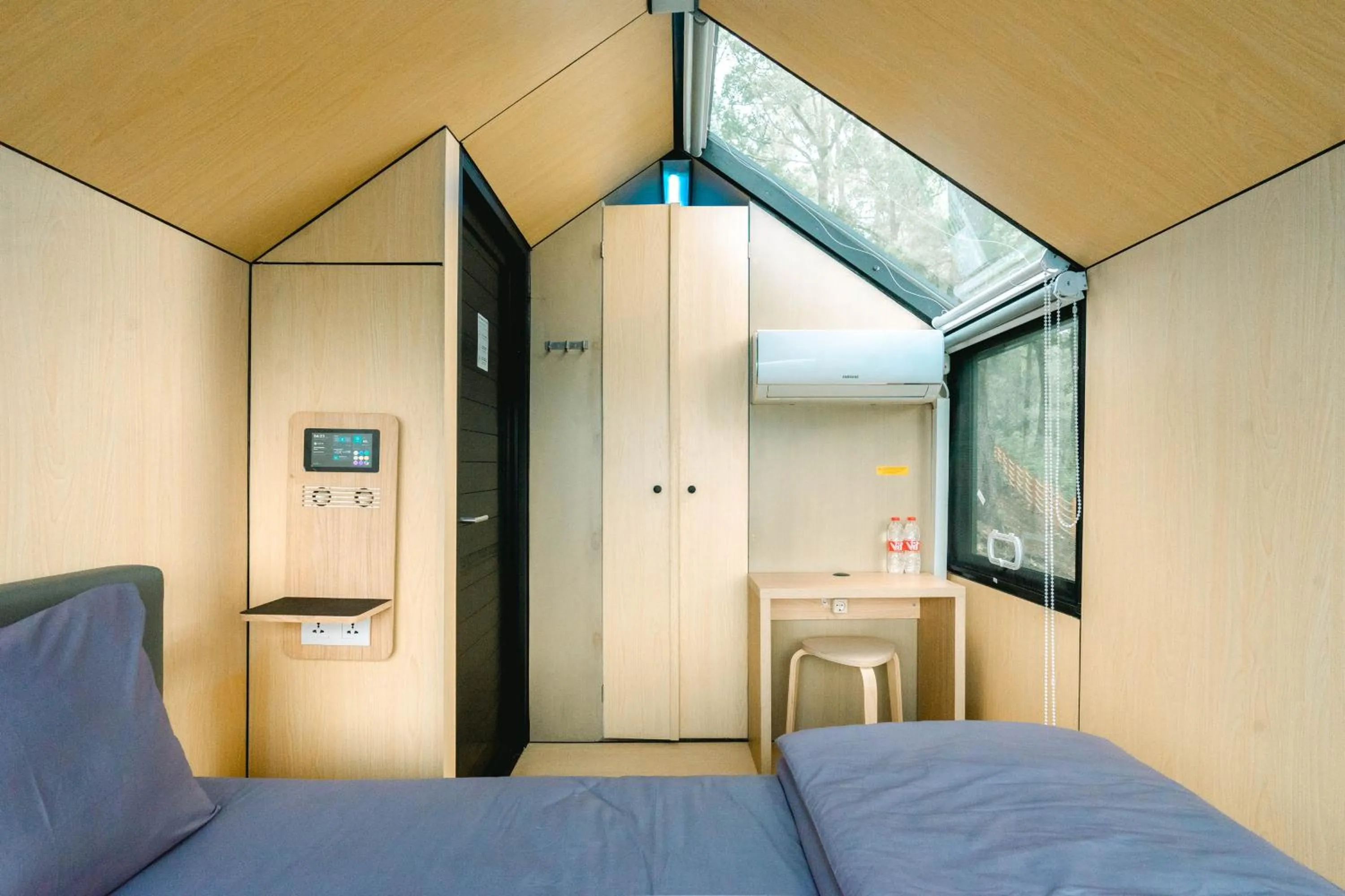 Bedroom, Bed in Bobocabin Coban Rondo, Malang