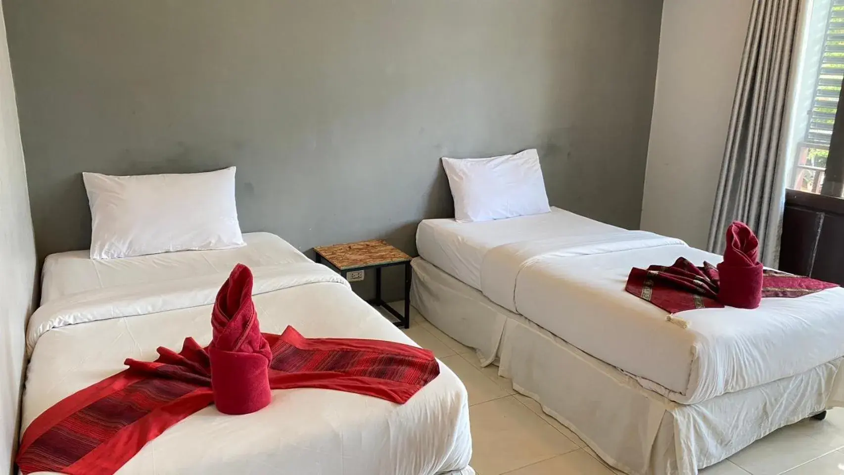 Standard Twin Room in Laemdin Hotel Standard Twin Room in Laemdin Hotel