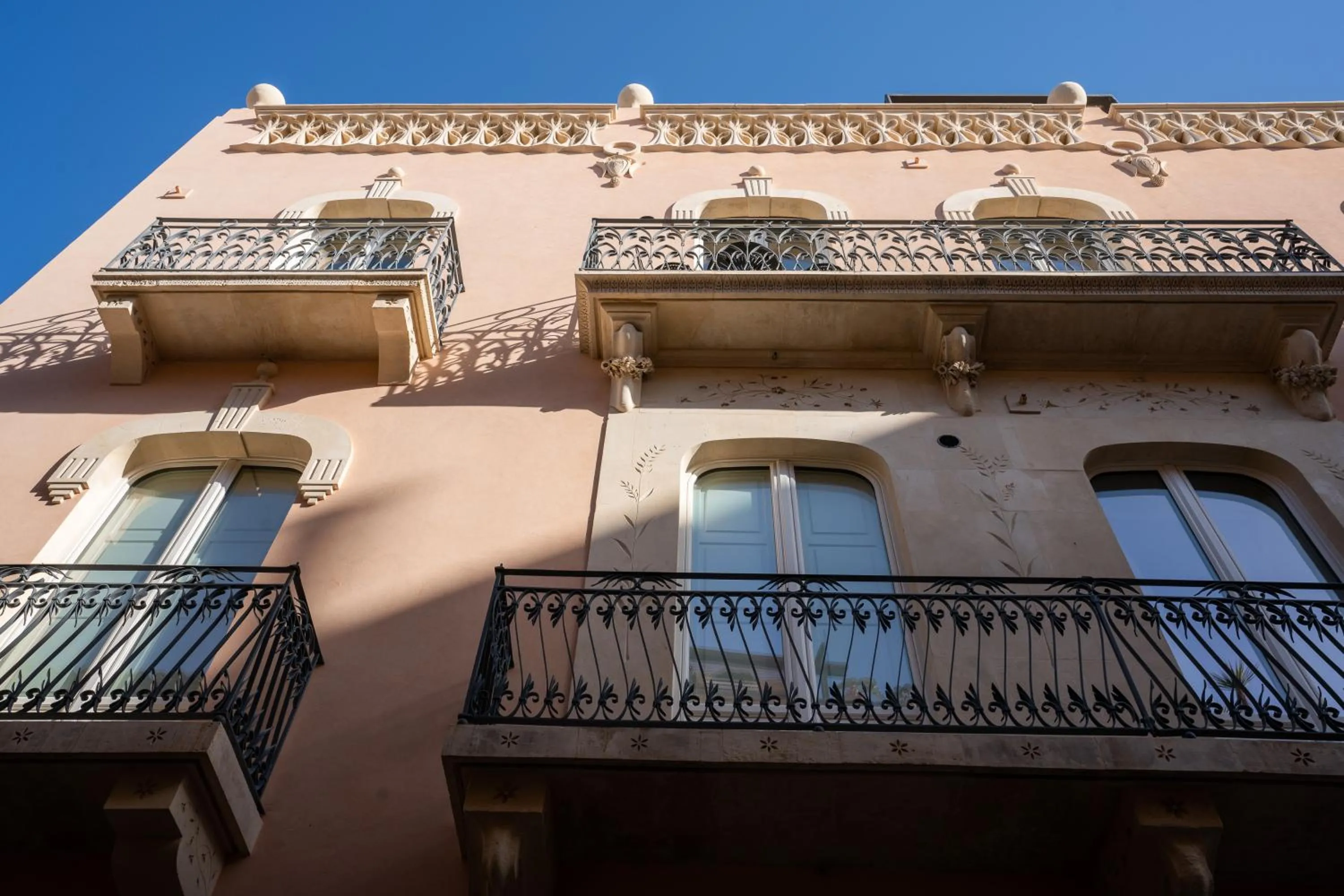 Property building in Capo 10 Liberty Apartments