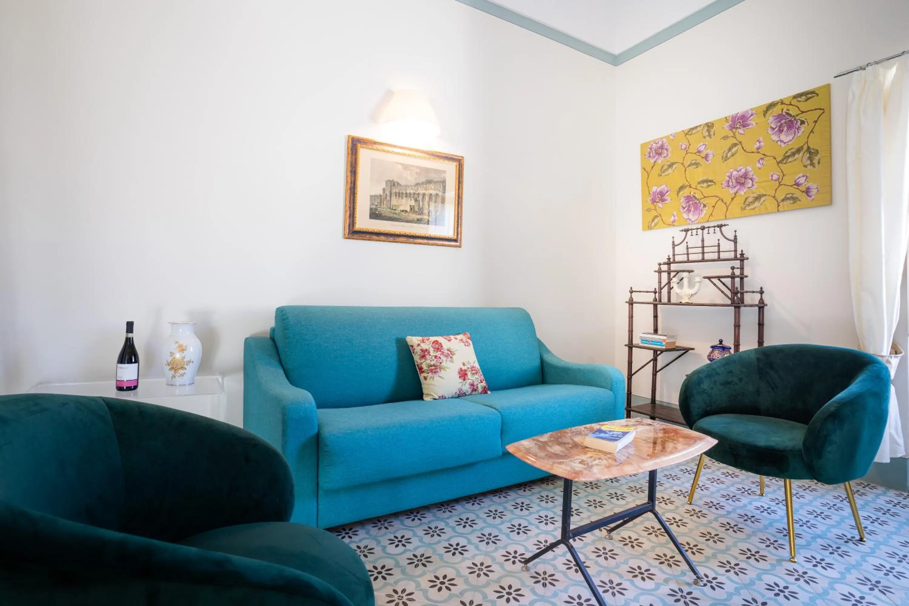 Capo 10 Liberty Apartments