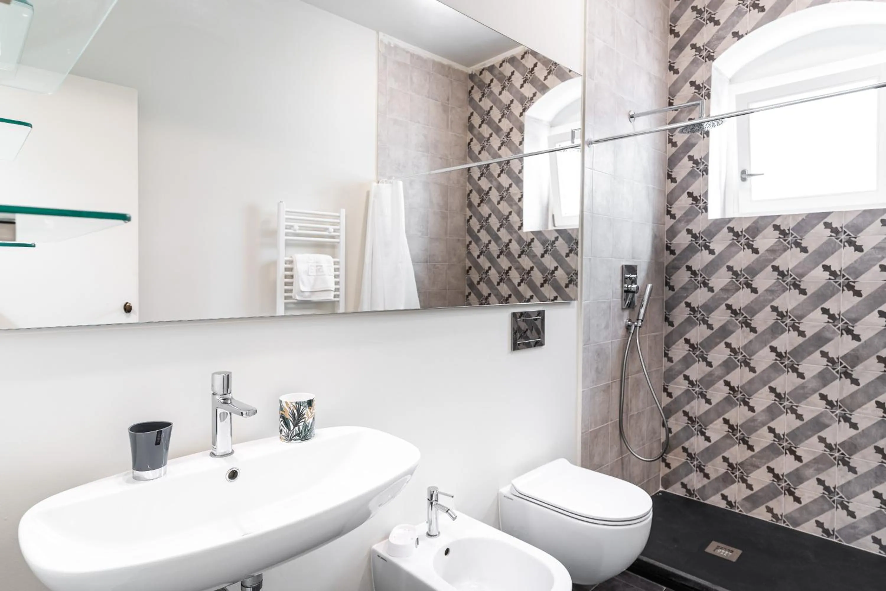 Bathroom in Capo 10 Liberty Apartments