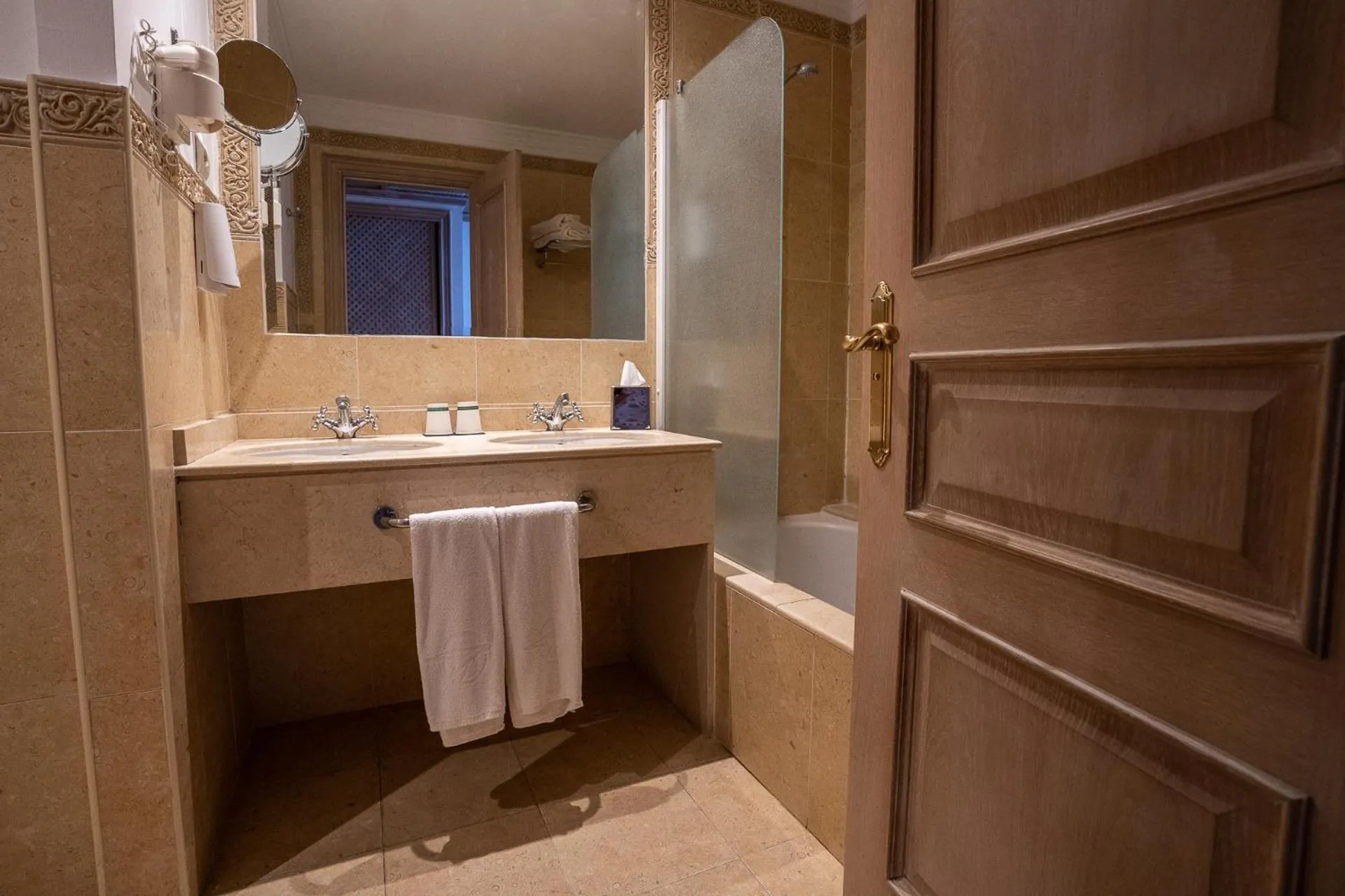 Bathroom in Globales Paraíso Beach