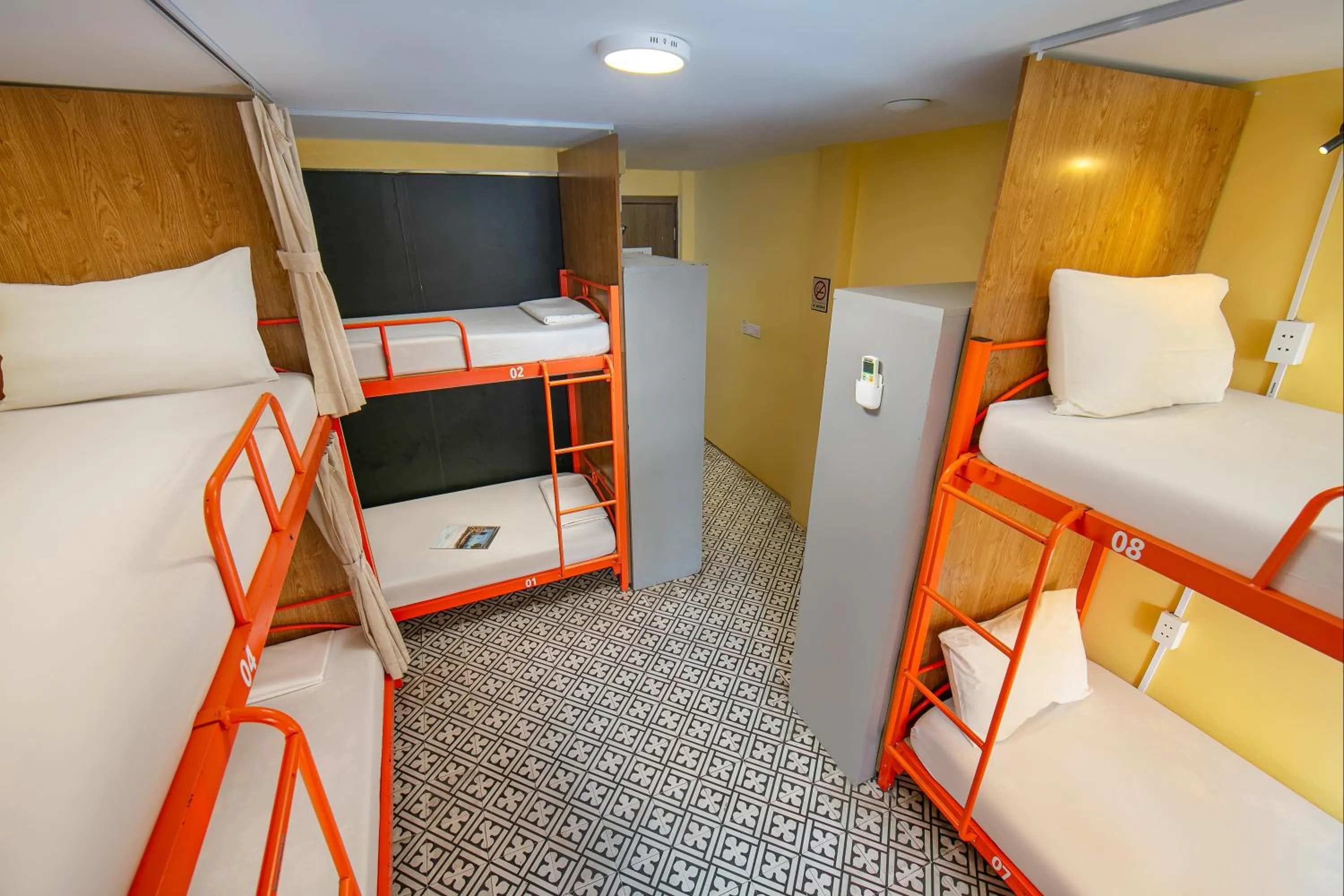 bunk bed, Bed in Downtown Hostel & Rooftop Bar